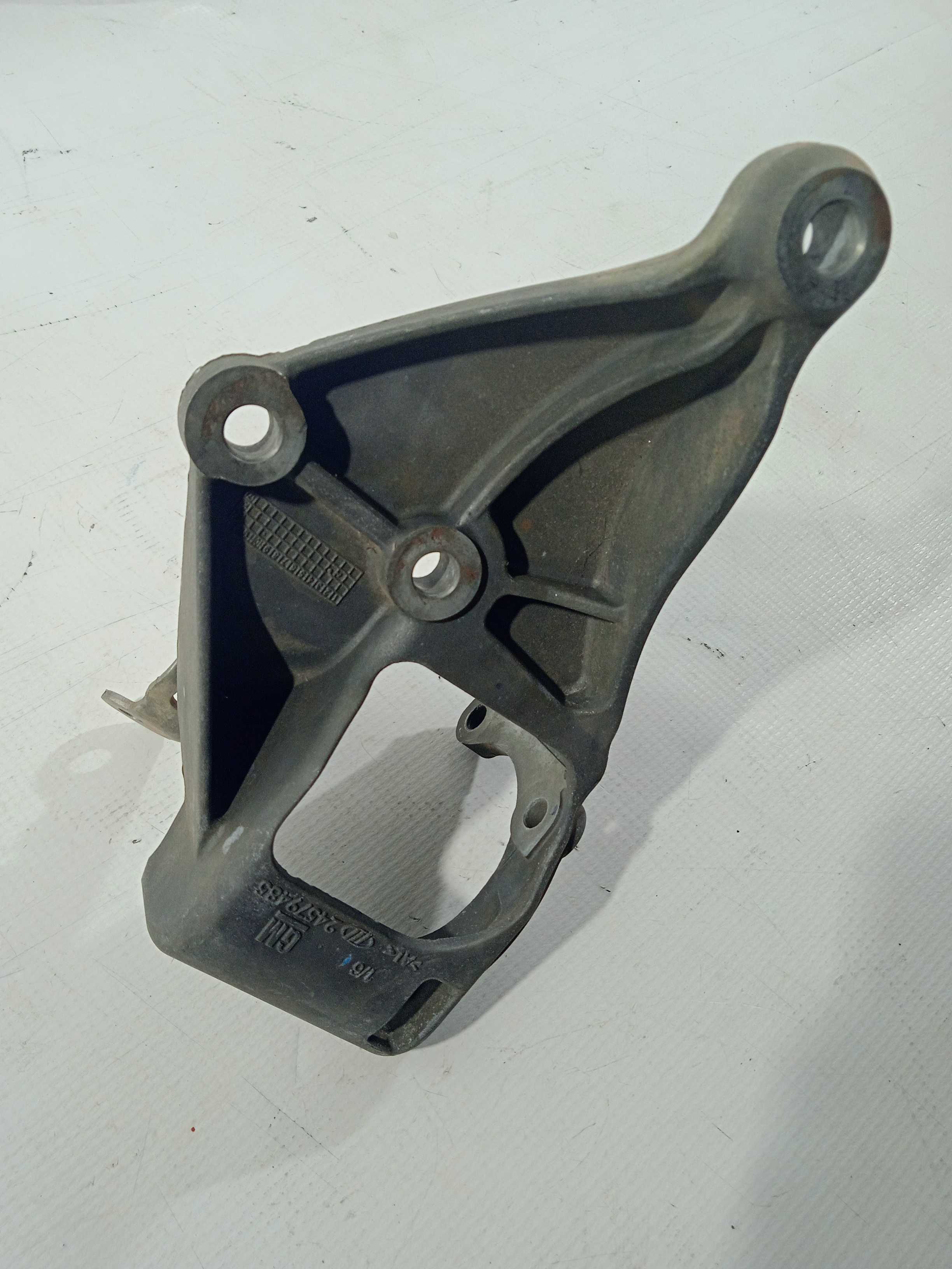 Suporte Da Bomba De Direção Hidráulica Onix,prisma 2016 Gm 3