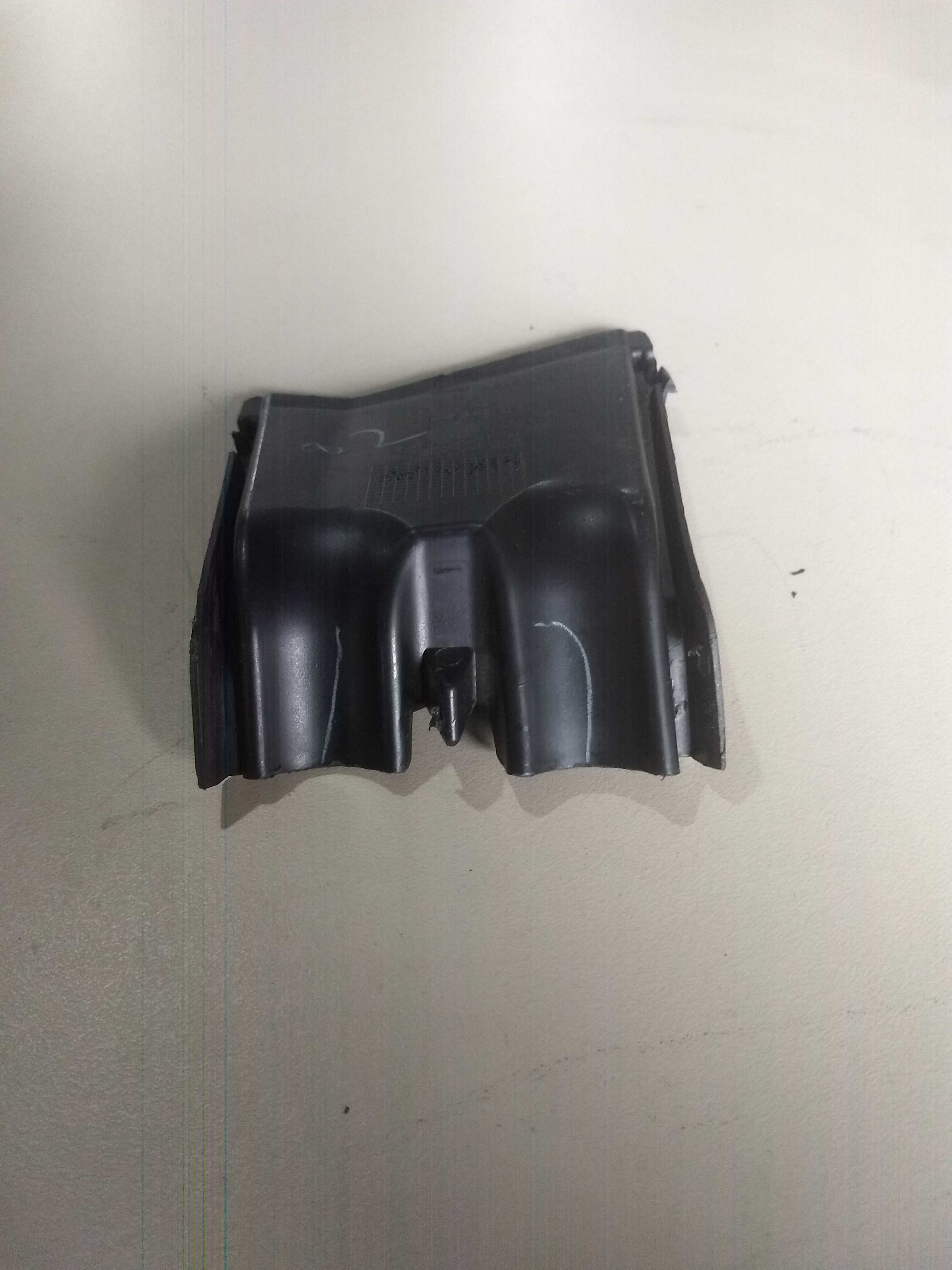 Acabamento Capa Caixa Fusível Sandero 2016 1.0 3c 12v Usado 3