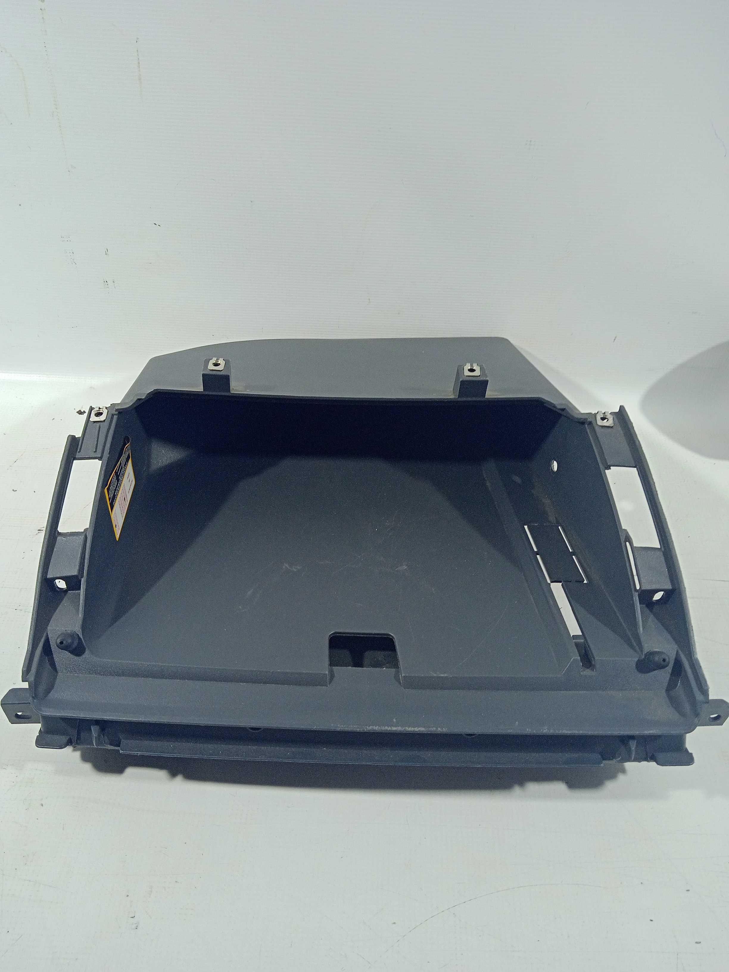 Porta Luvas Corolla 99/02 Usado
