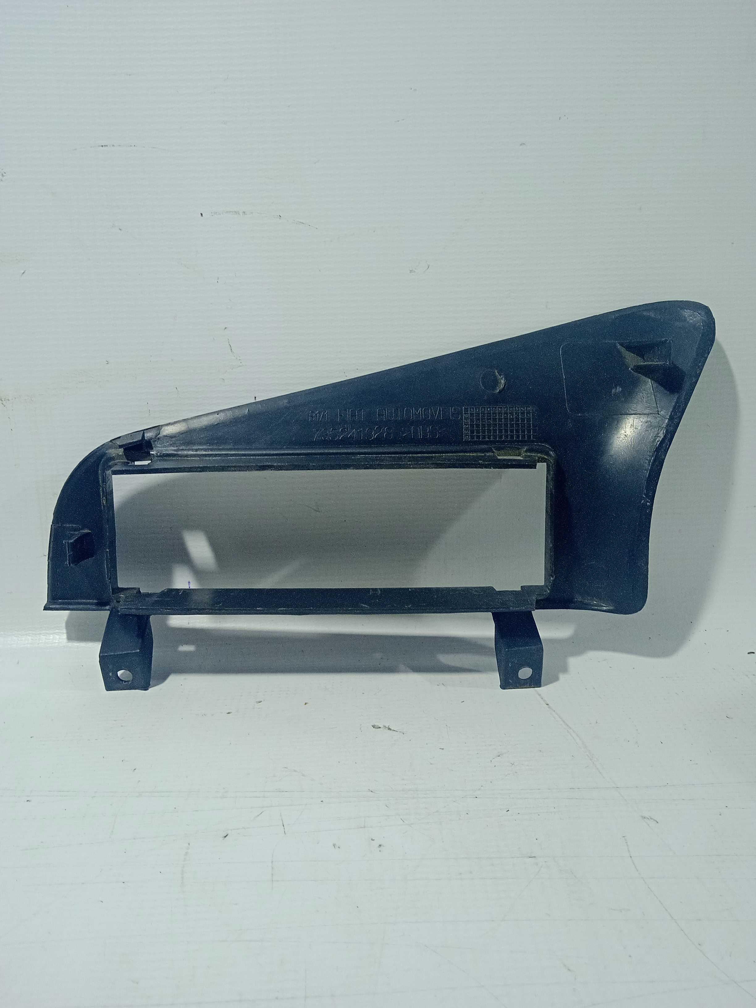 Moldura Radio Fiat Palio Fire 2