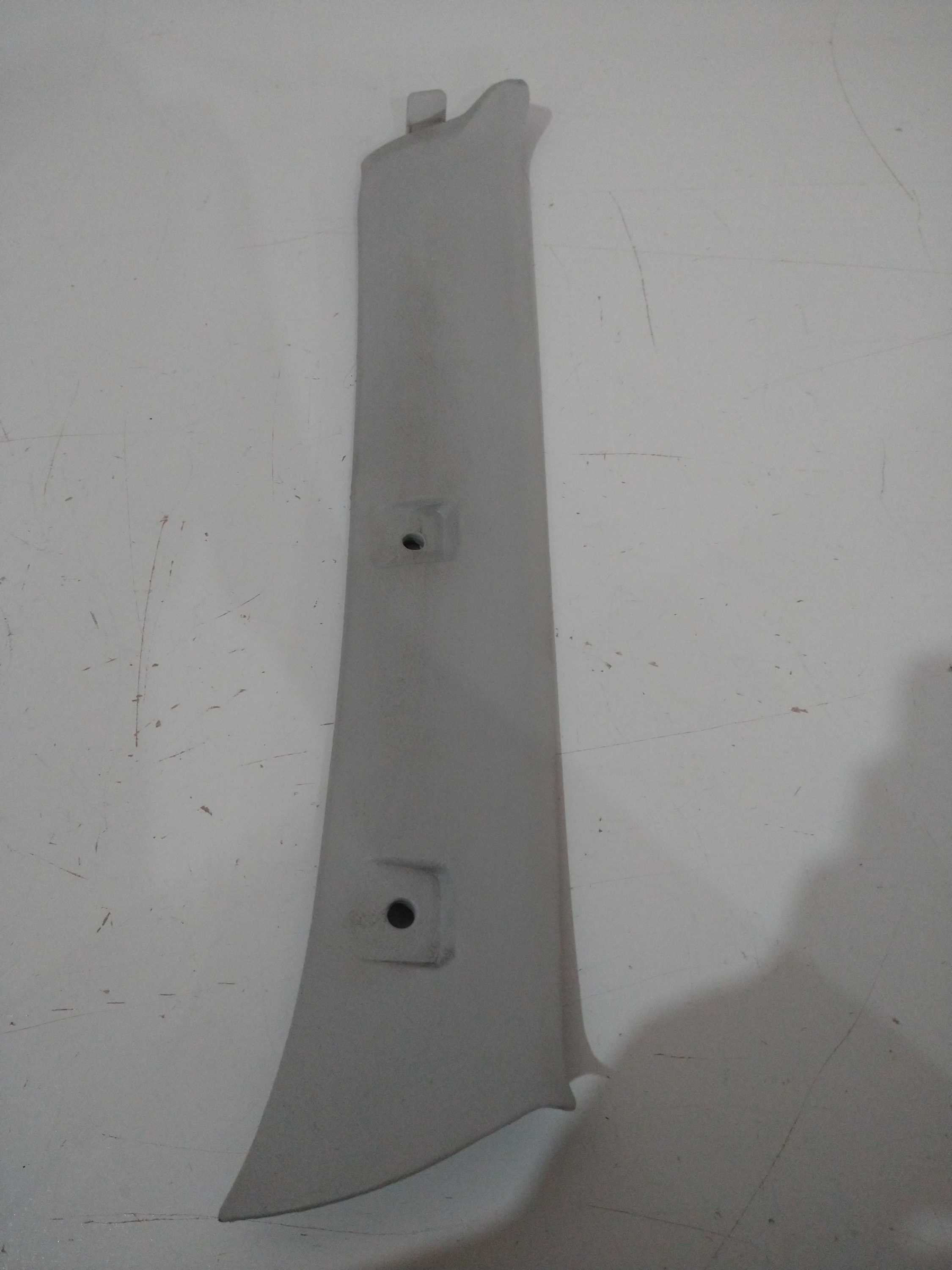 Acabamento Pajero Tr4 Coluna P/brisa L/d Usado Original 3