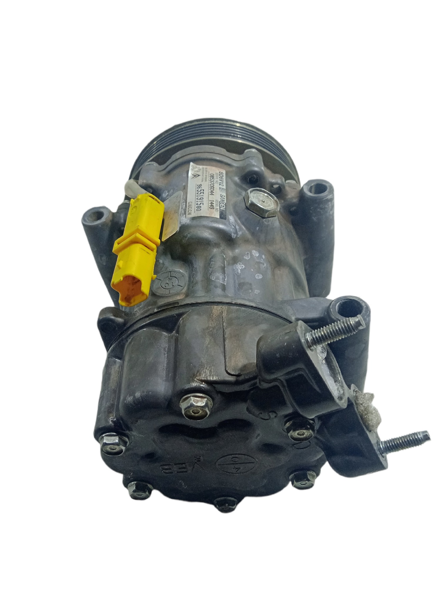 Compressor Do Ar Condicionado Peugeot 207 1.4 8v 2010 Usado 4