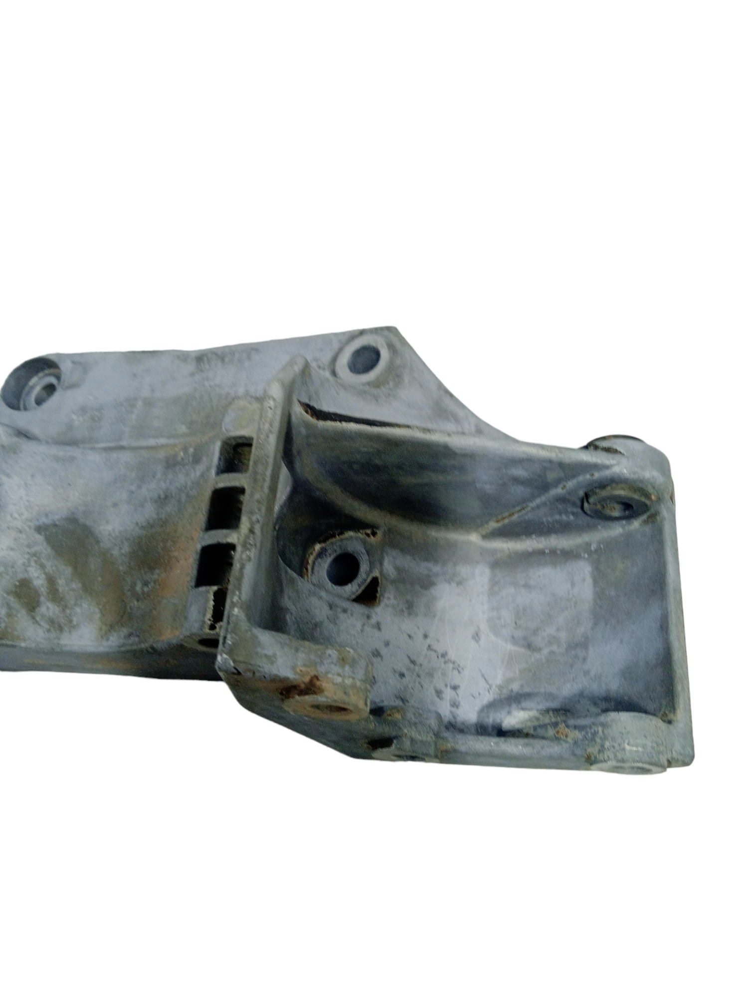 Suporte Alternador Vw Golf Sr 1.6 1999 Usado 7
