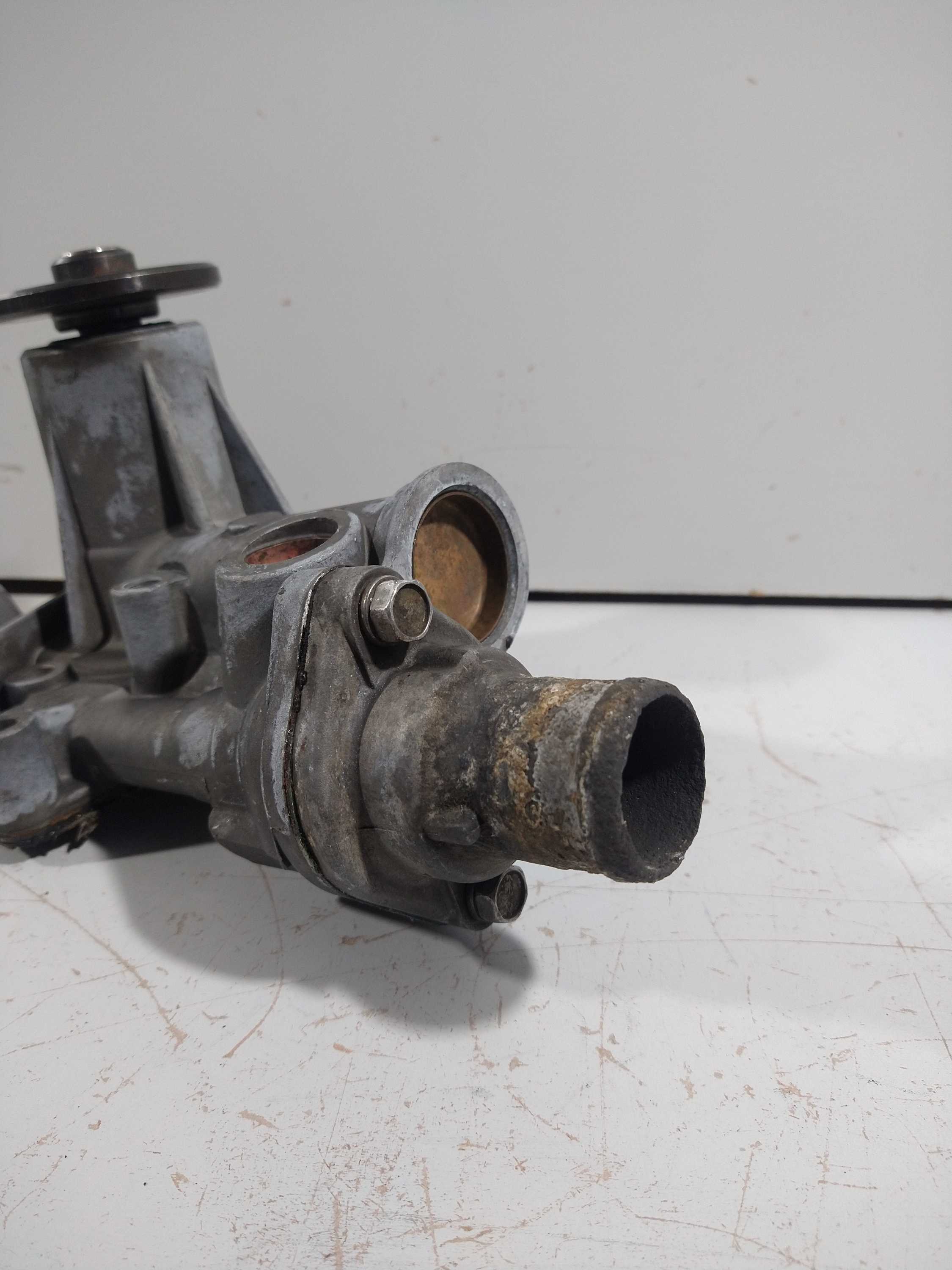 Bomba Dagua Hyundai H100 97 2.5 8v Usado
