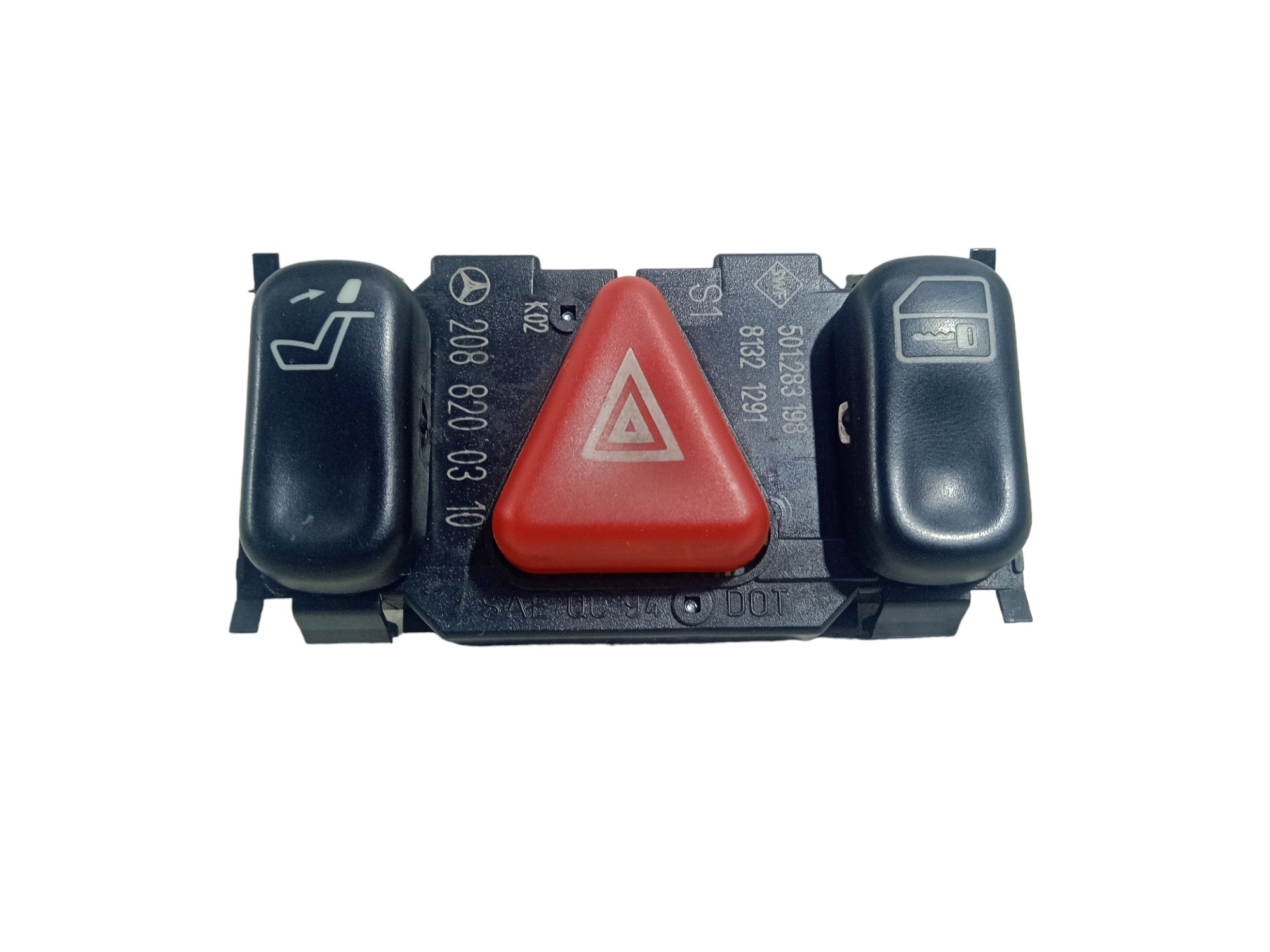 Botão Pisca Alerta Mercedes C180 1998  Preto 3