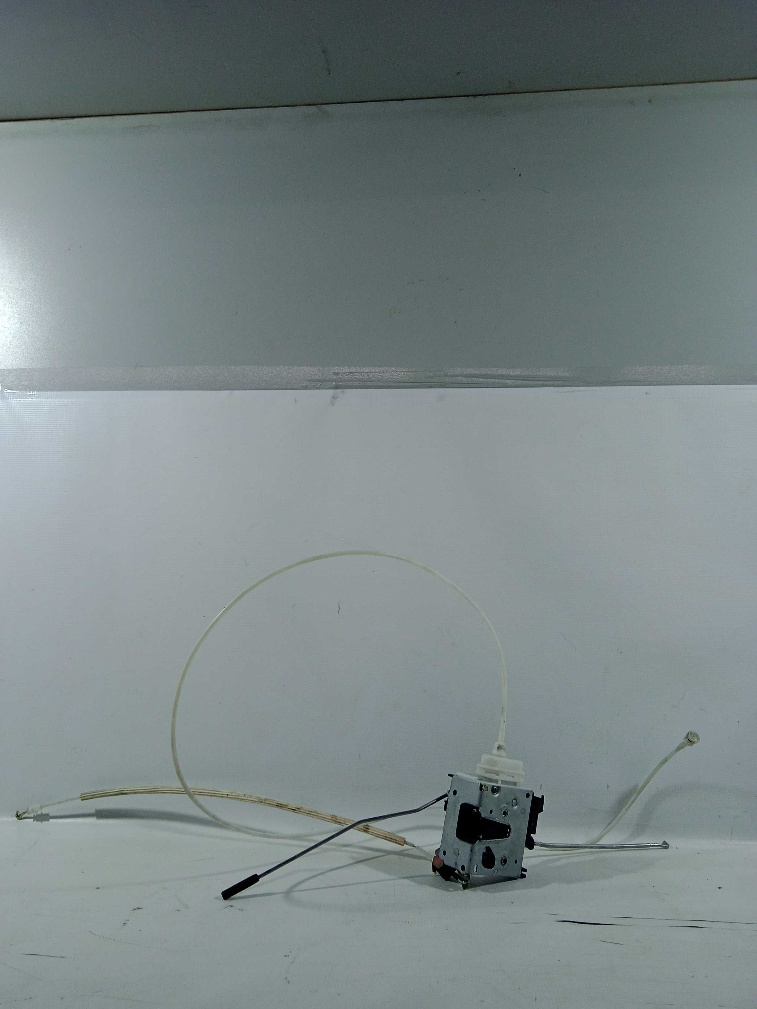 Fechadura Pneumatica Audi A4  Dianteira Direita 2001 2