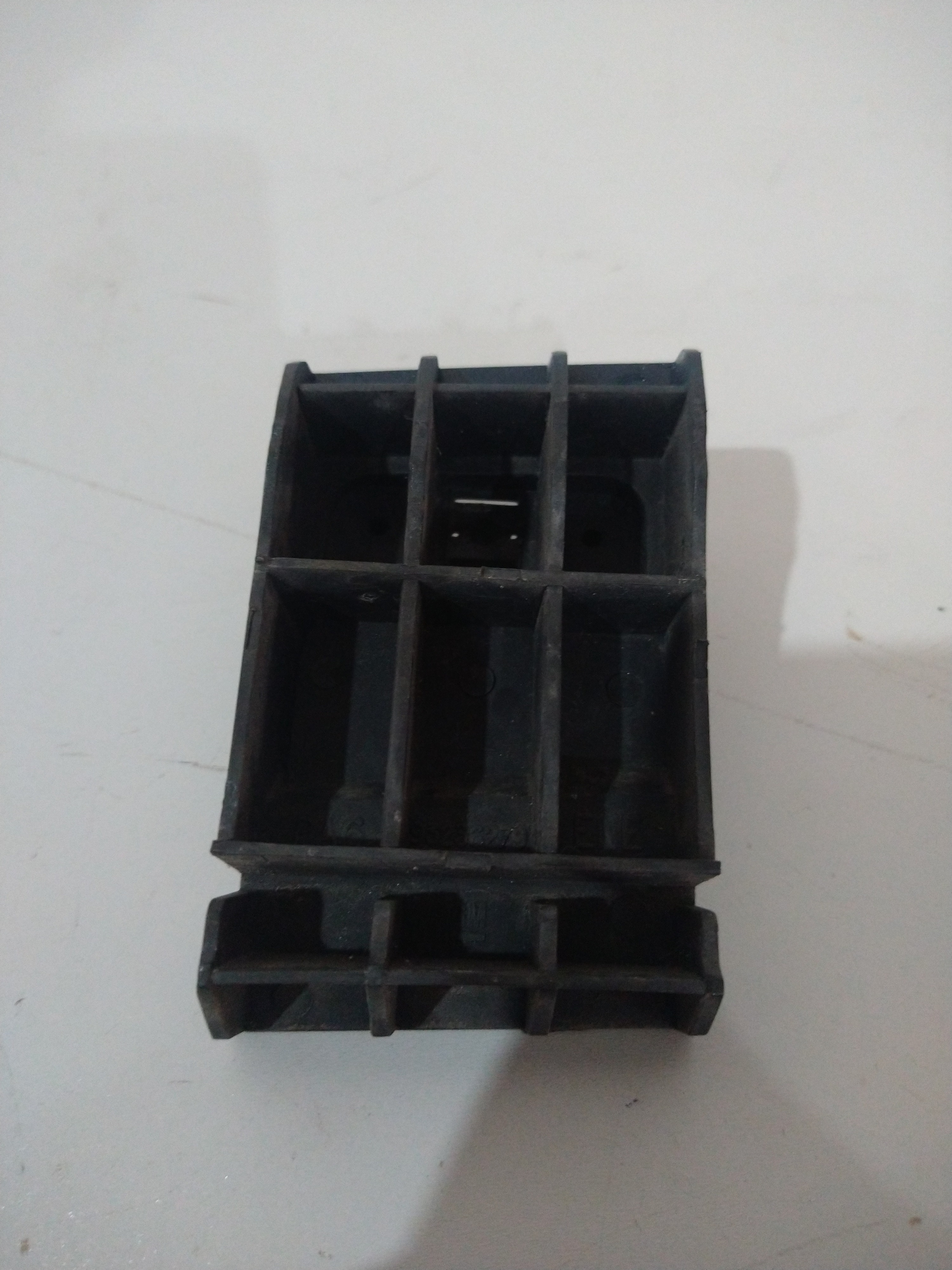 Suporte Guia Parachoque Diant L/e Corsa 98 Usado Original 4