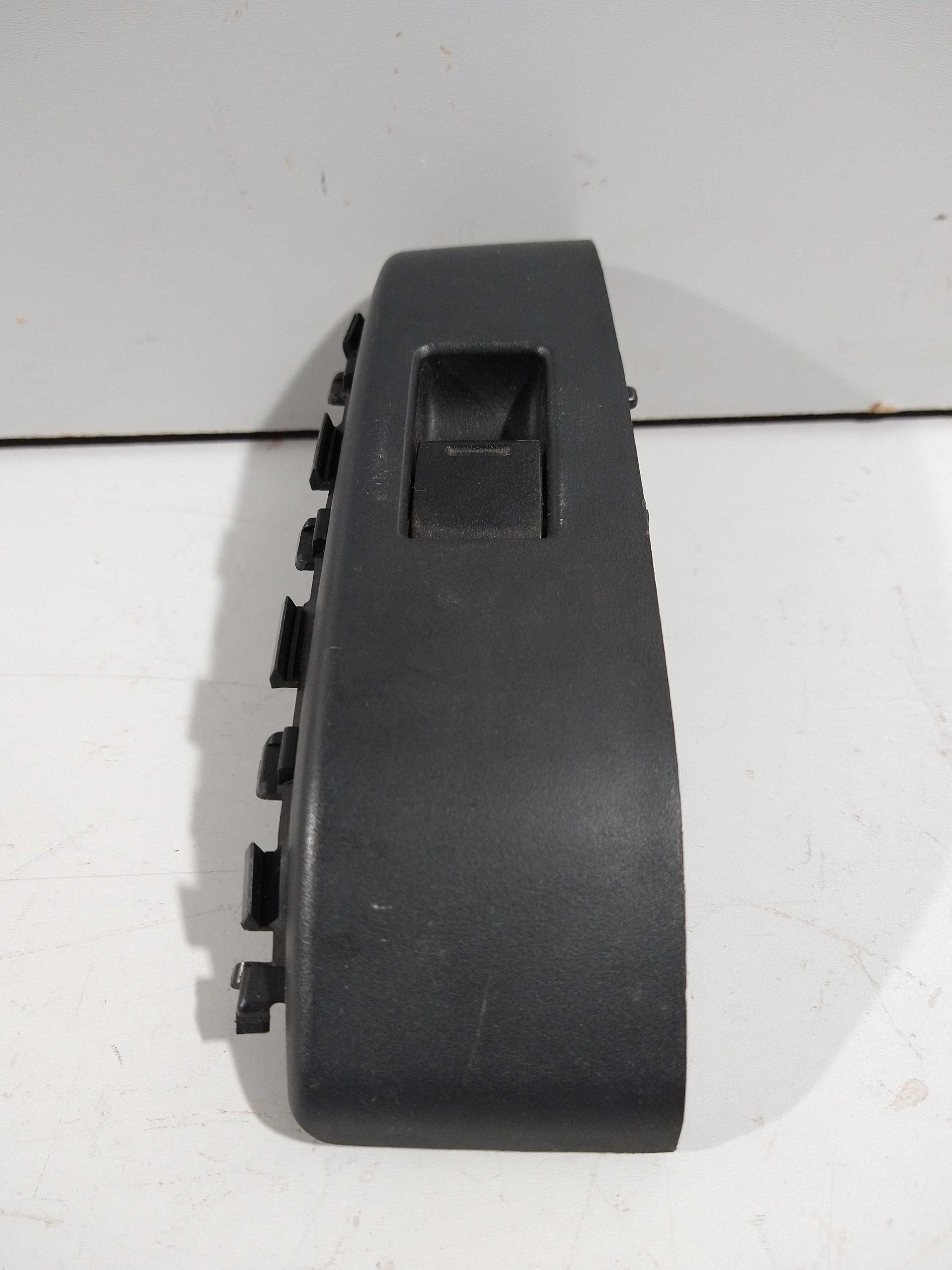Botão Vidro Elétrico Traseira L/d Fit Twst Usado Original