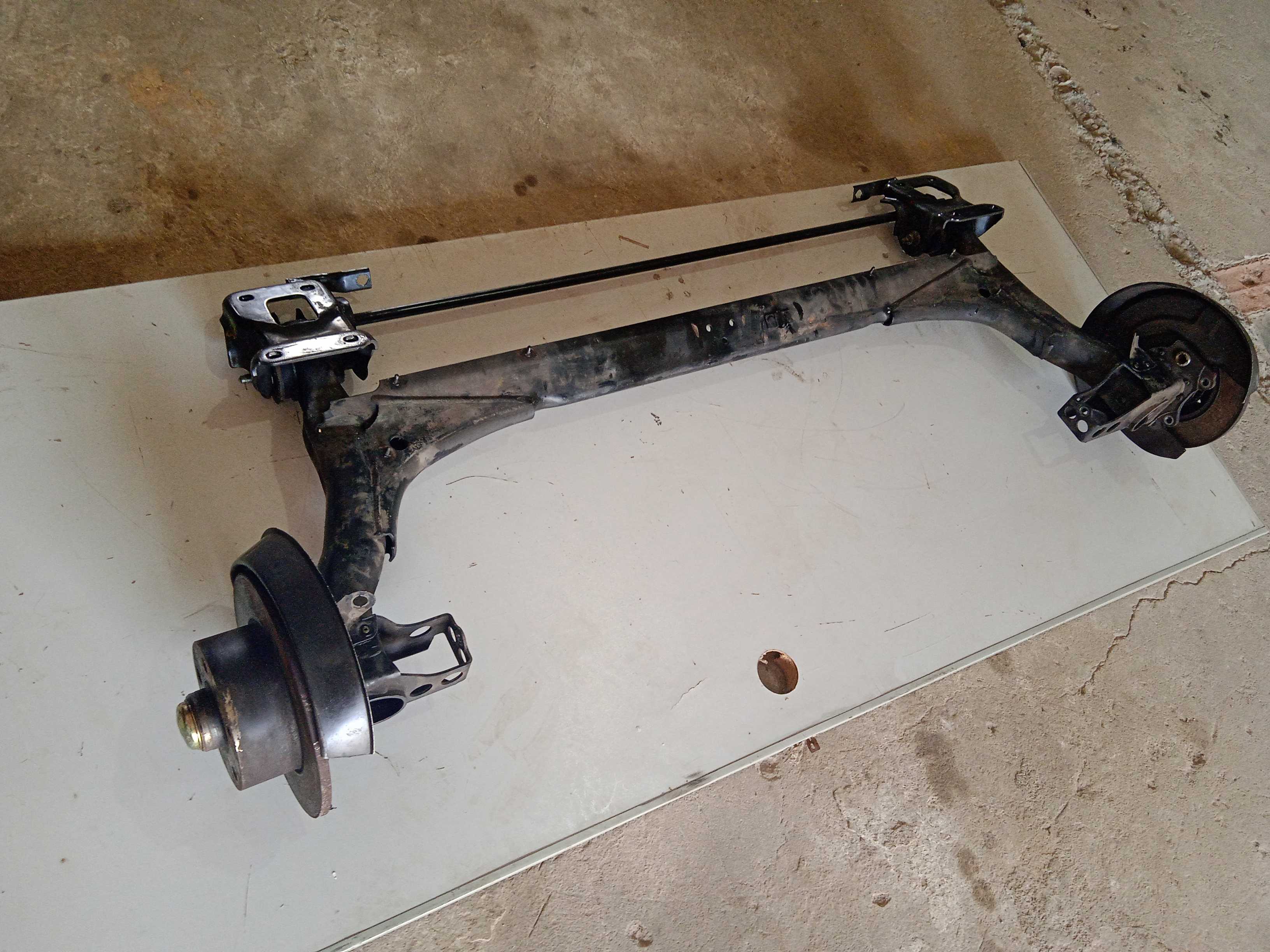 Eixo Suspensão Traseiro Audi A4 2.4 Ano 2001 Preto 4