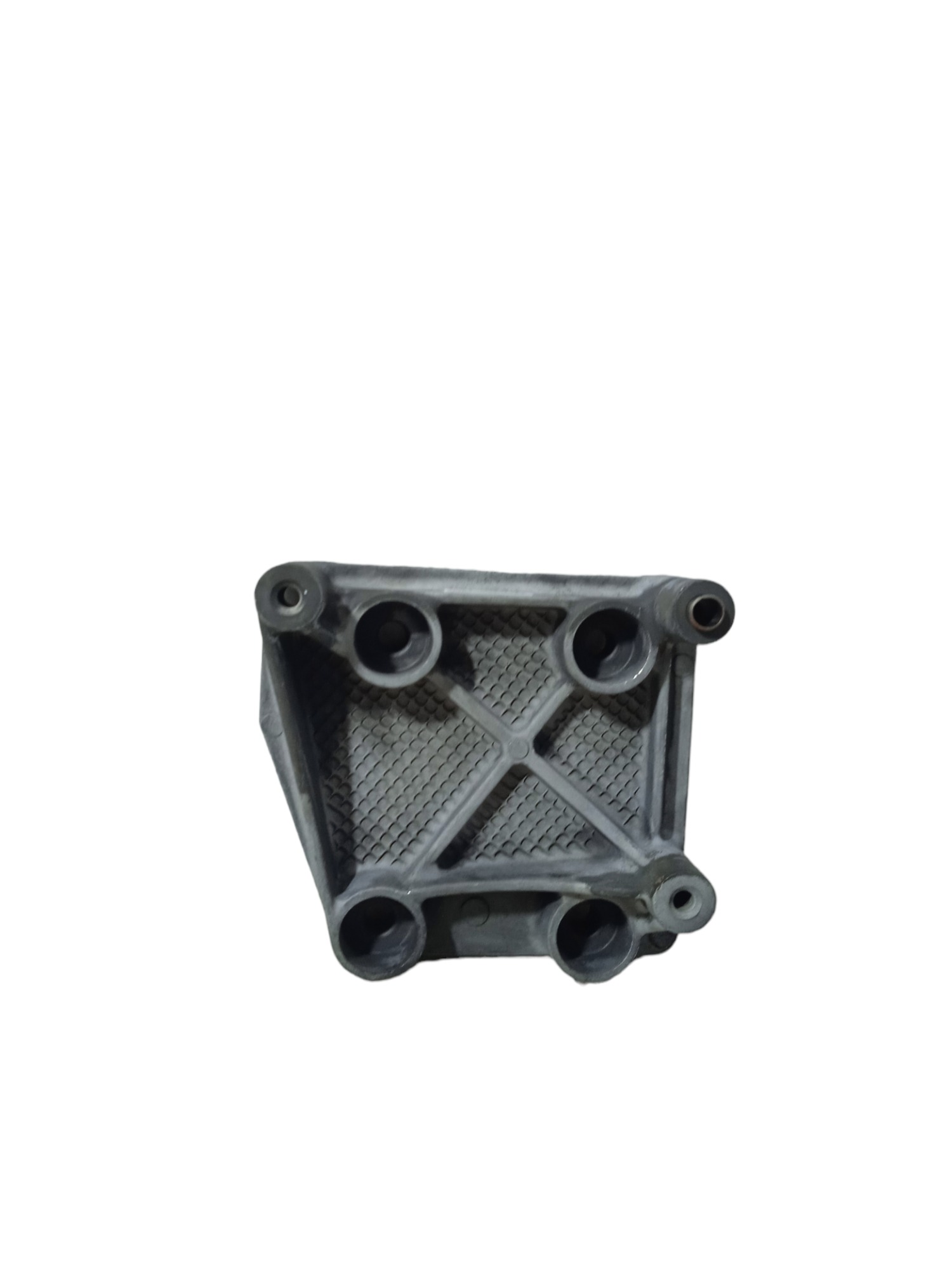 Suporte Do Compressor Peugeot Hoggar 1.4 2013 Usado 3