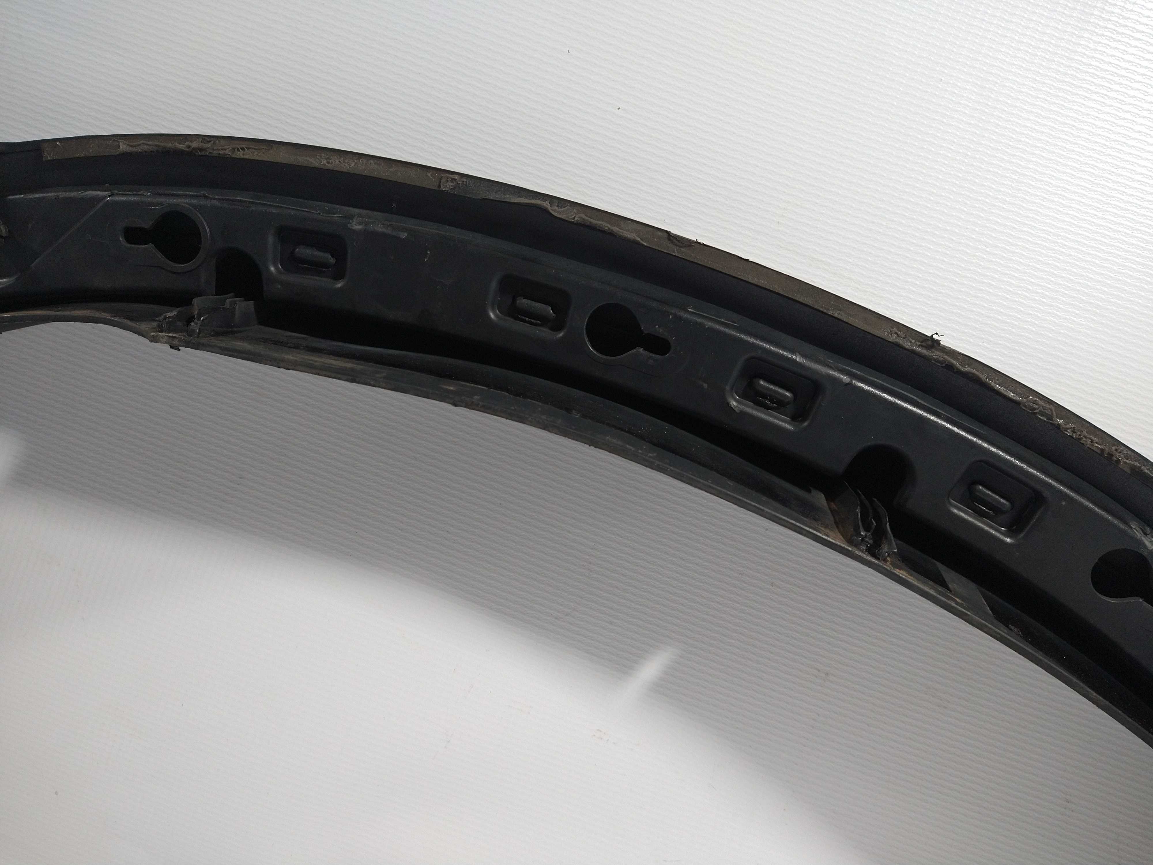 Aplique Lateral Traseira Direita Volvo Xc90 2010 Usado Ori 4