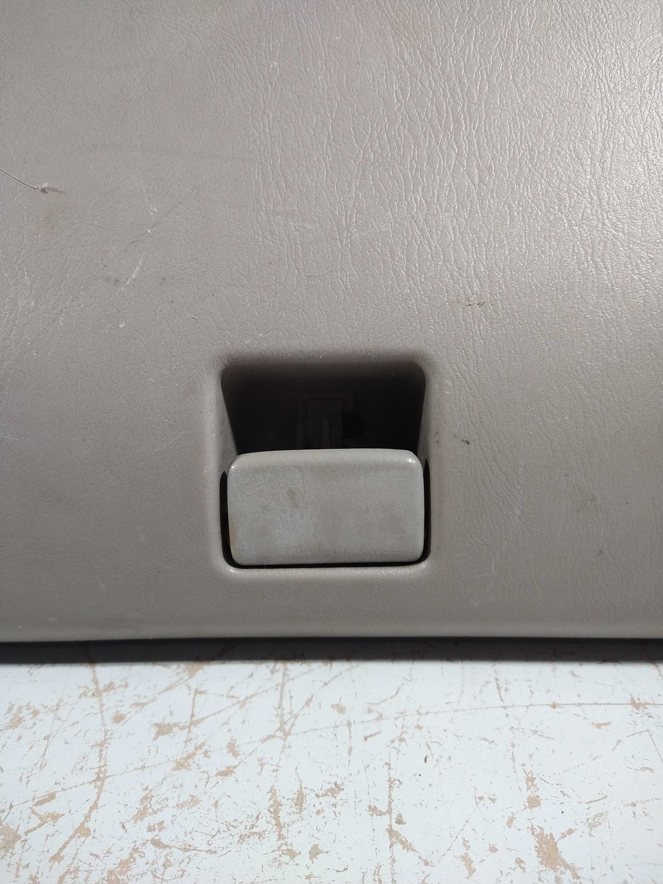 Tampa Porta Luvas Toyota Corolla 2000 Usado Original 5