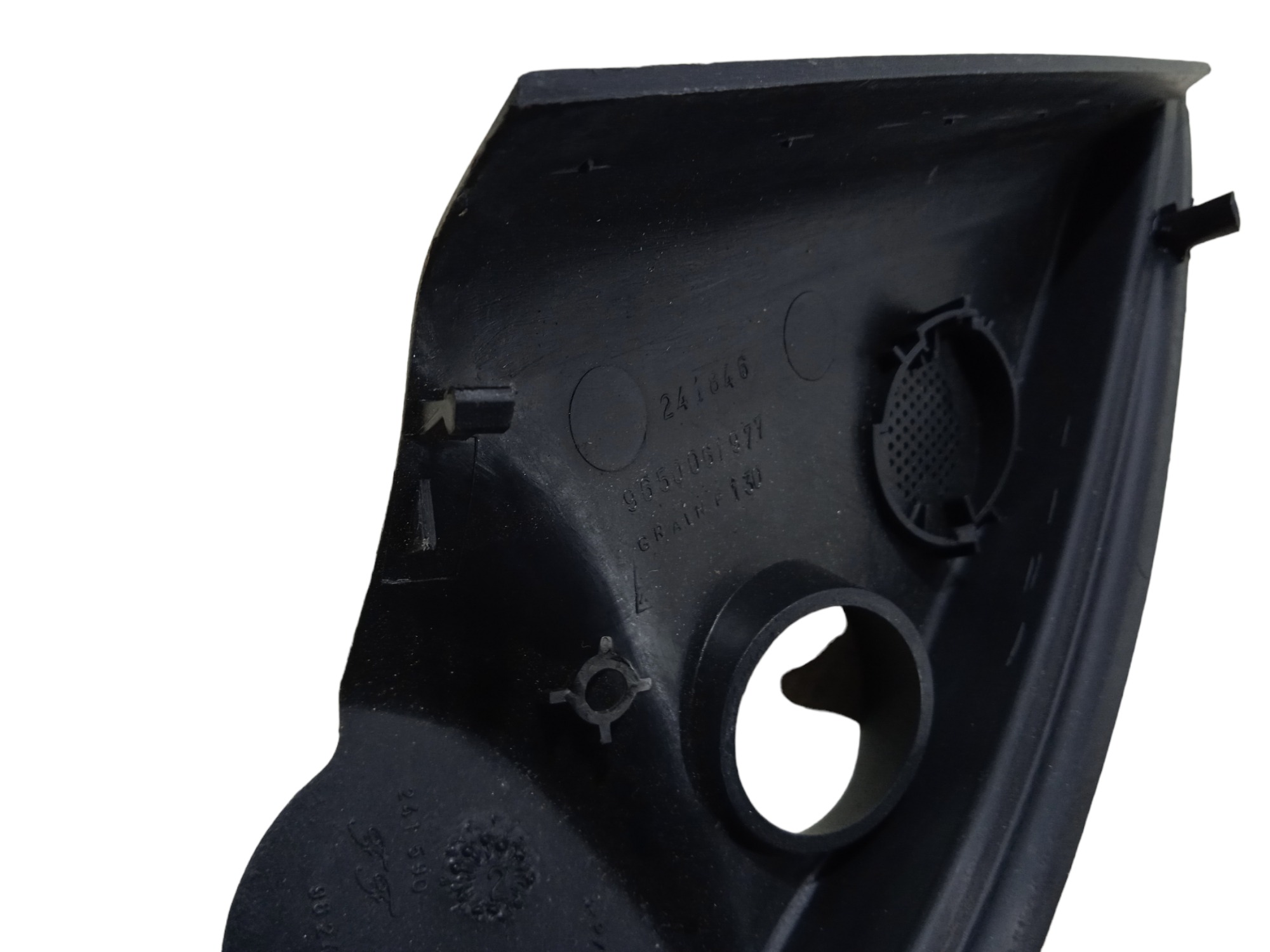 Moldura Retrovisor L/d Peugeot Hoggar 2013 C/detalhes  Usado Prero 3