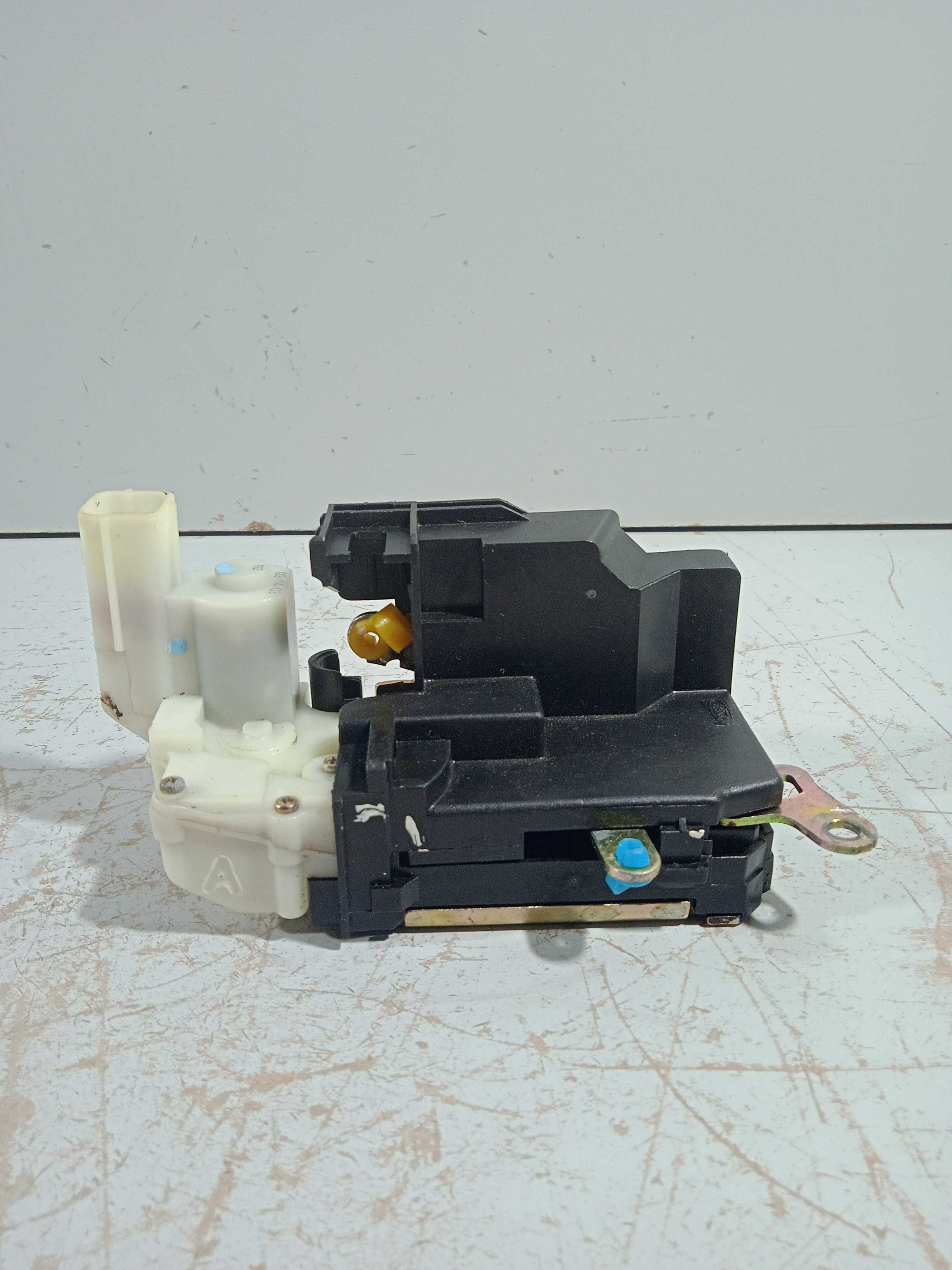 Fechadura Porta Dianteira L/e Ecosport Usado Original