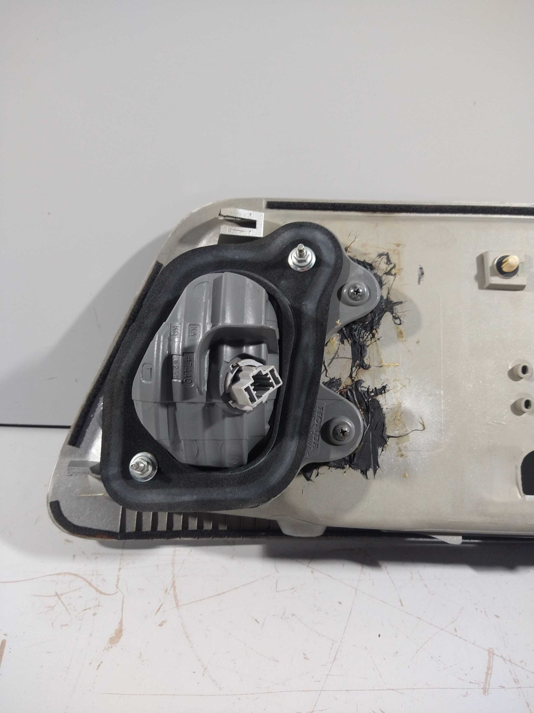 Aplique Tampa Traseira Honda Accord 2006 Usado Original 3