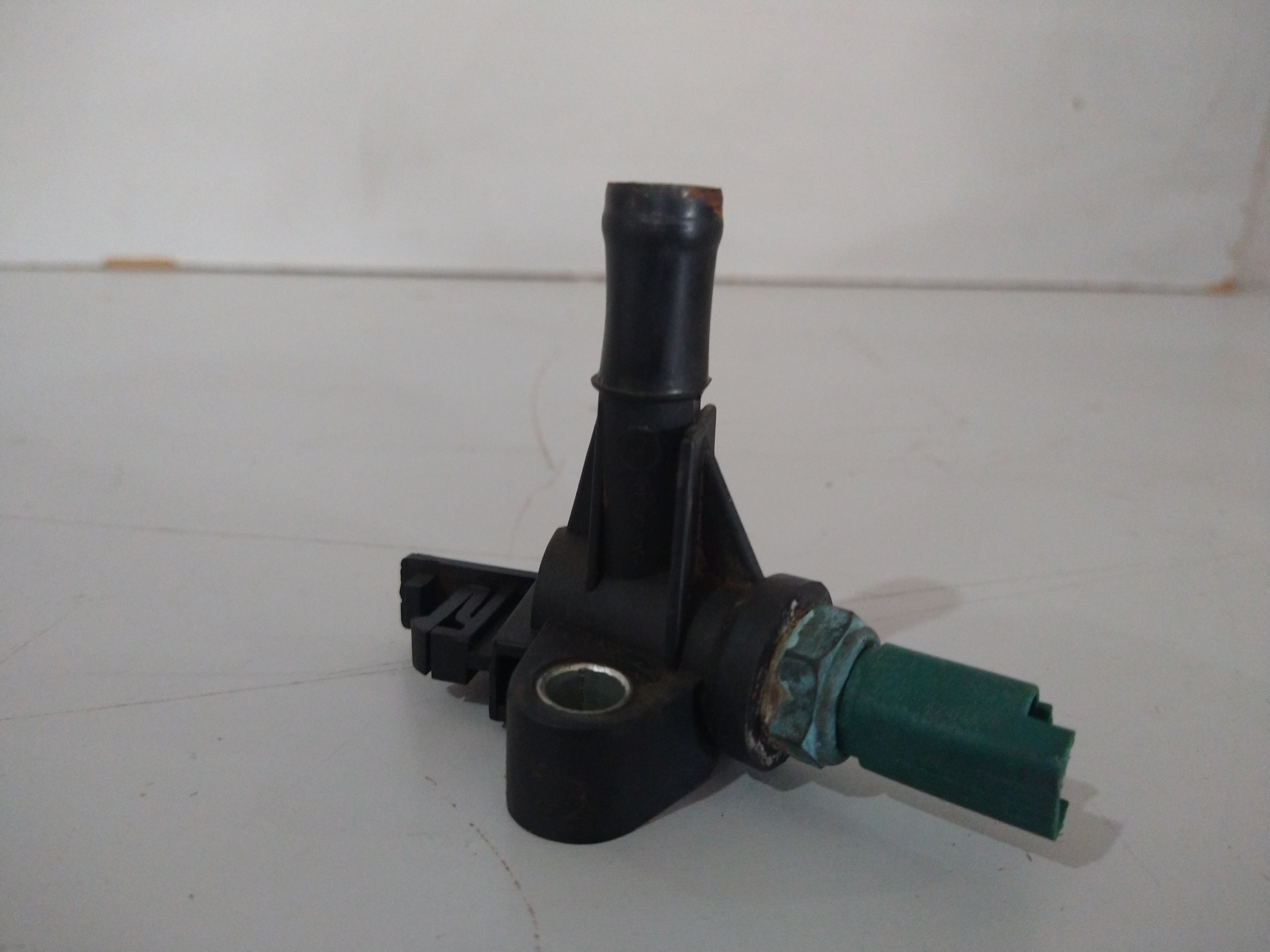 Flange Com Sensor Do Coletor De Admissão Palio 1.0 Fire Usad