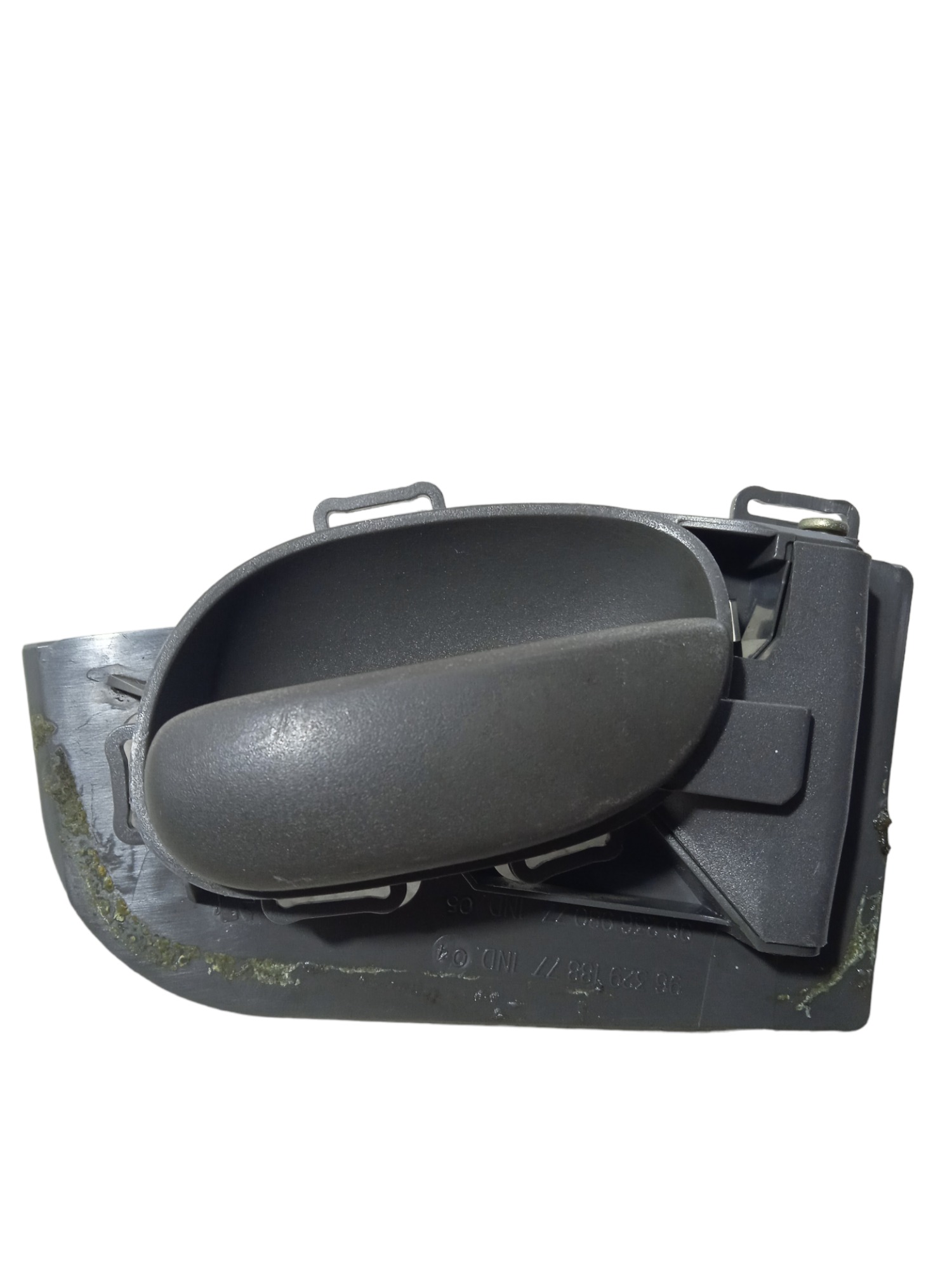 Maçaneta Interna Dianteira Direita Peugeot 206 2008 Usado  – Dianteira 2