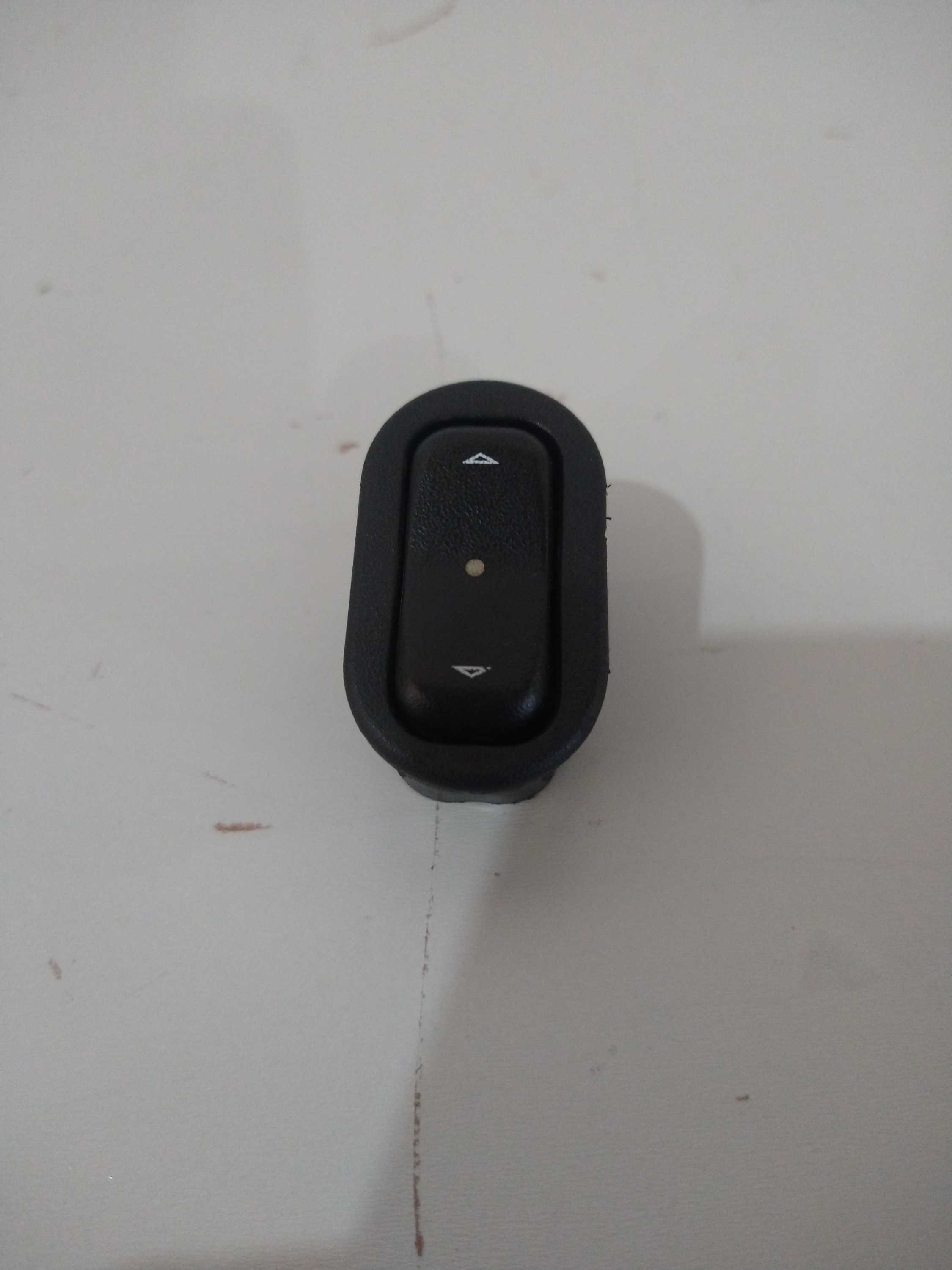 Botão De Vidro Traseiro L/d Zafira 2008 Usado Original 4