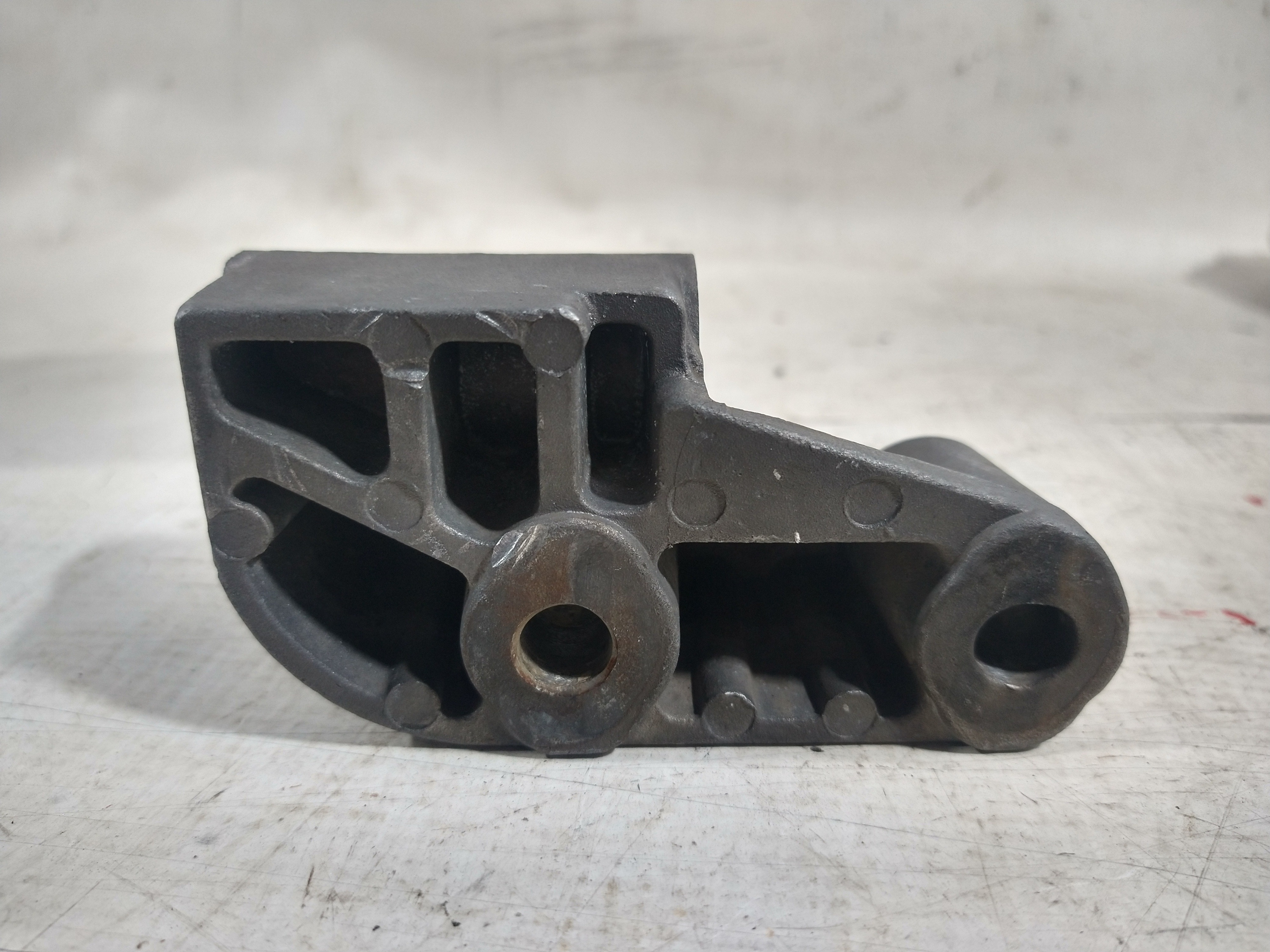 Suporte Do Alternador Gm Celta 2007 Usado 3