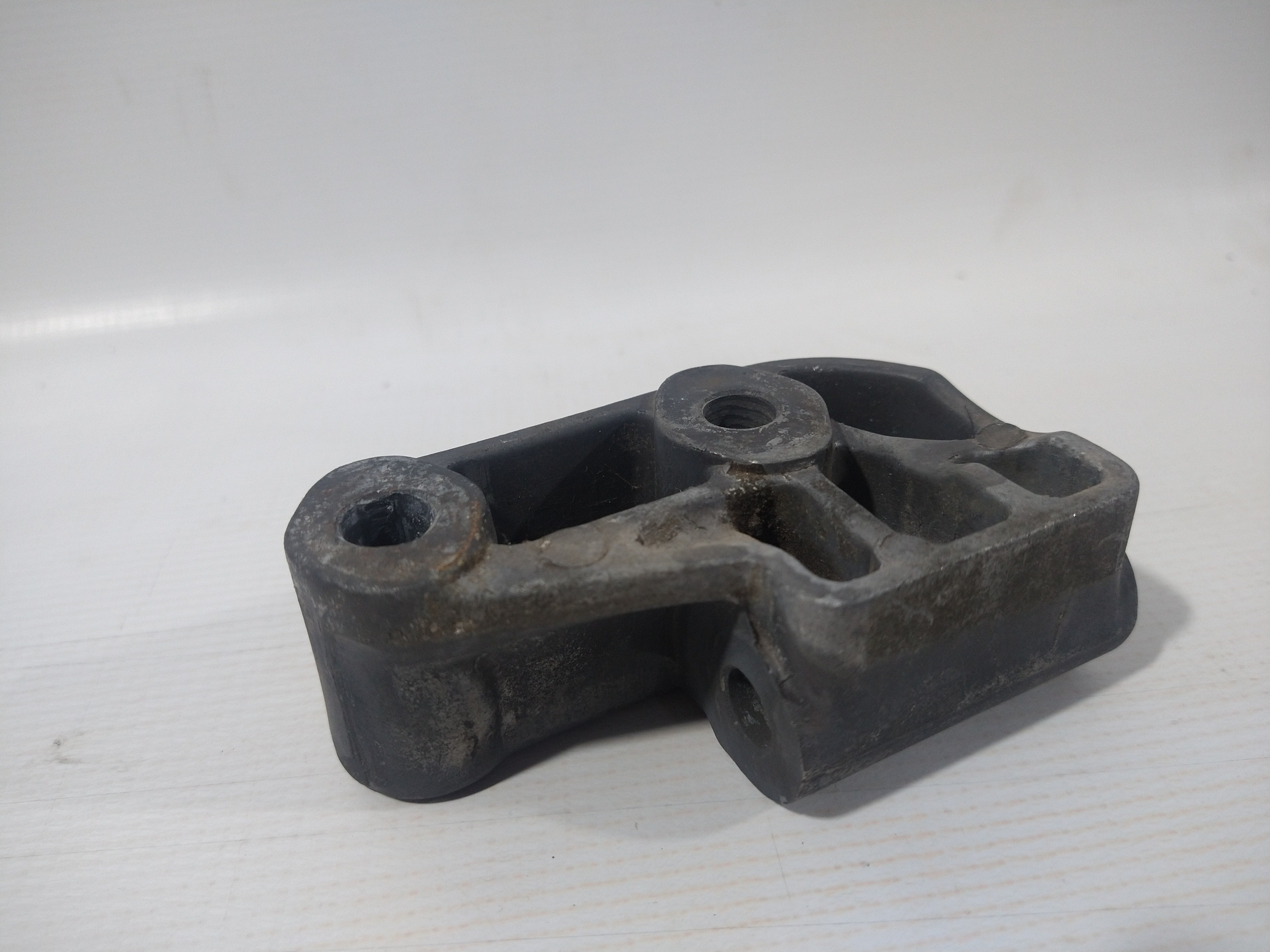Suporte Alternador Gm Vectra 97/01 2.0 Usado Original 3