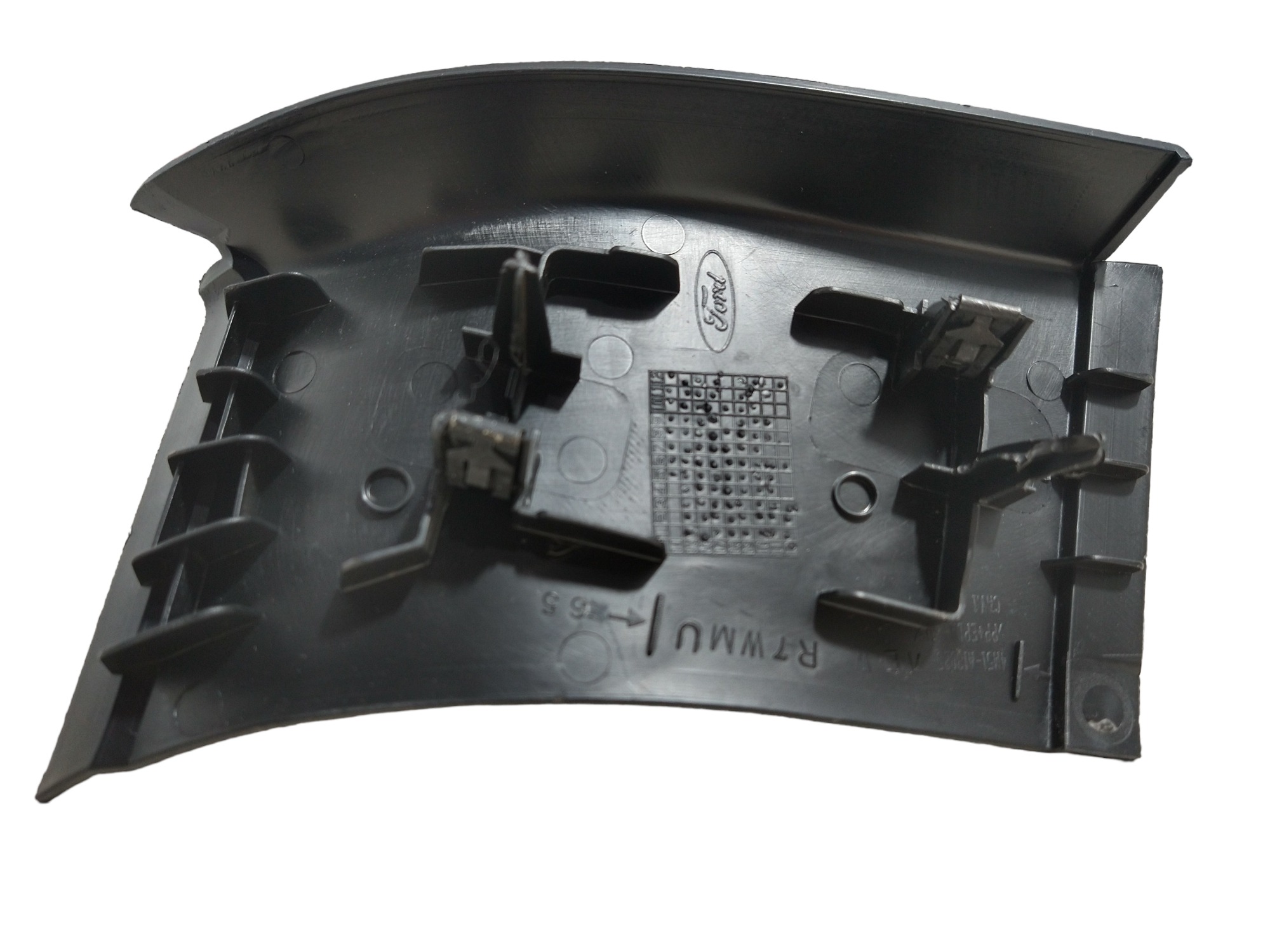 Moldura Interno Porta Malas Ford Focus 2013