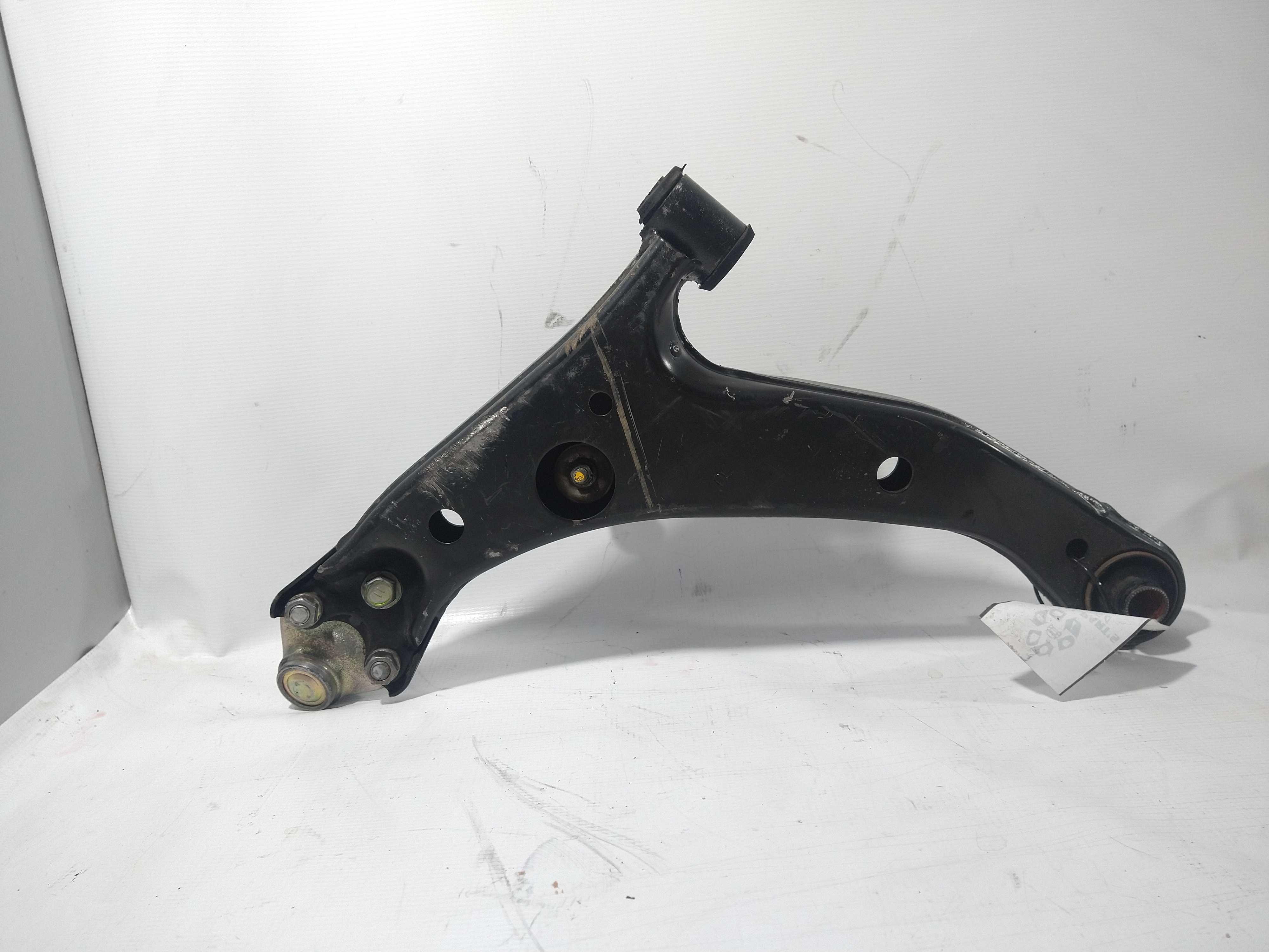 Bandeja Balança Dianteira Direita Toyota Corolla 99/00 4
