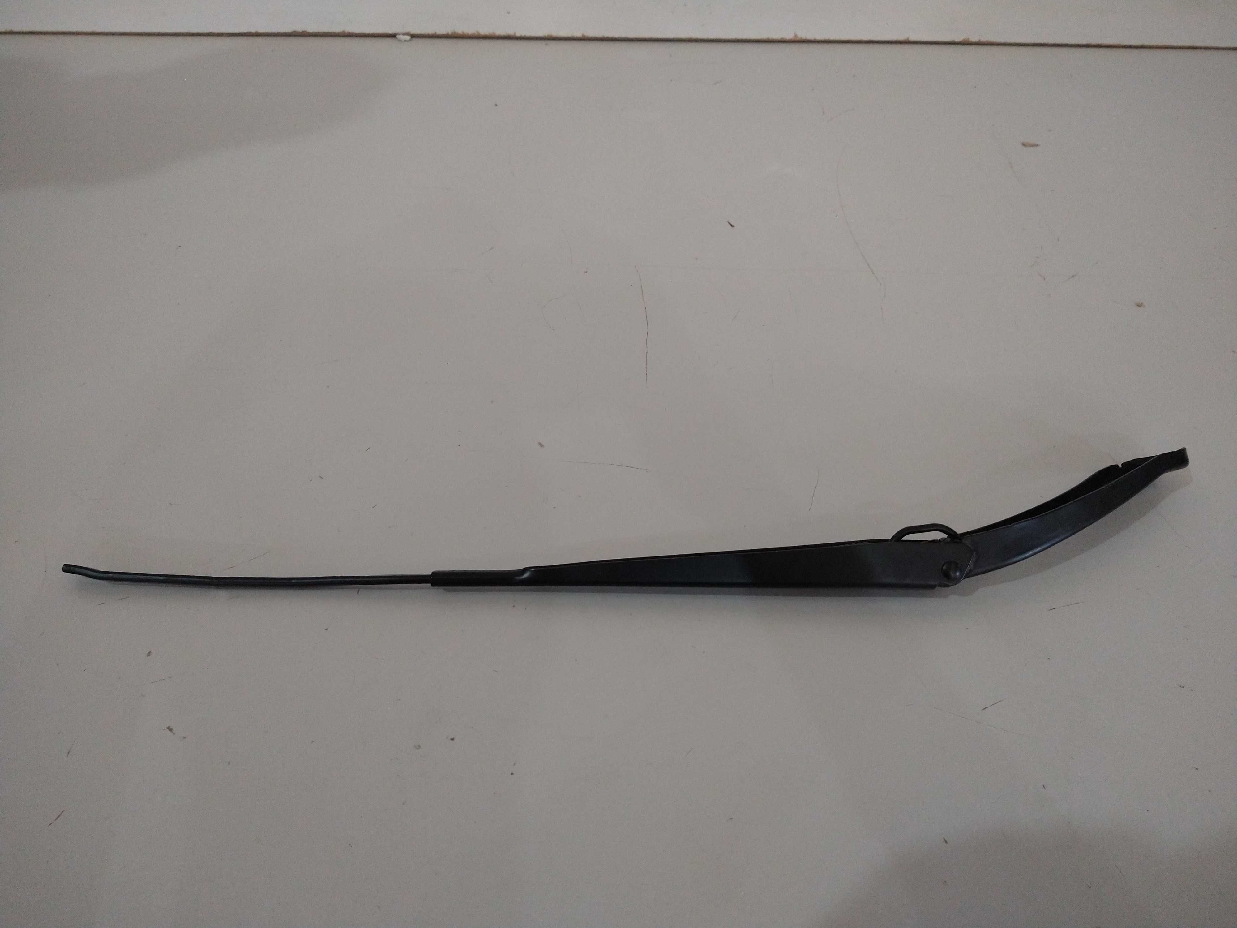 Braço Limpador Parabrisa L/e Sandero 2016 Usado Original