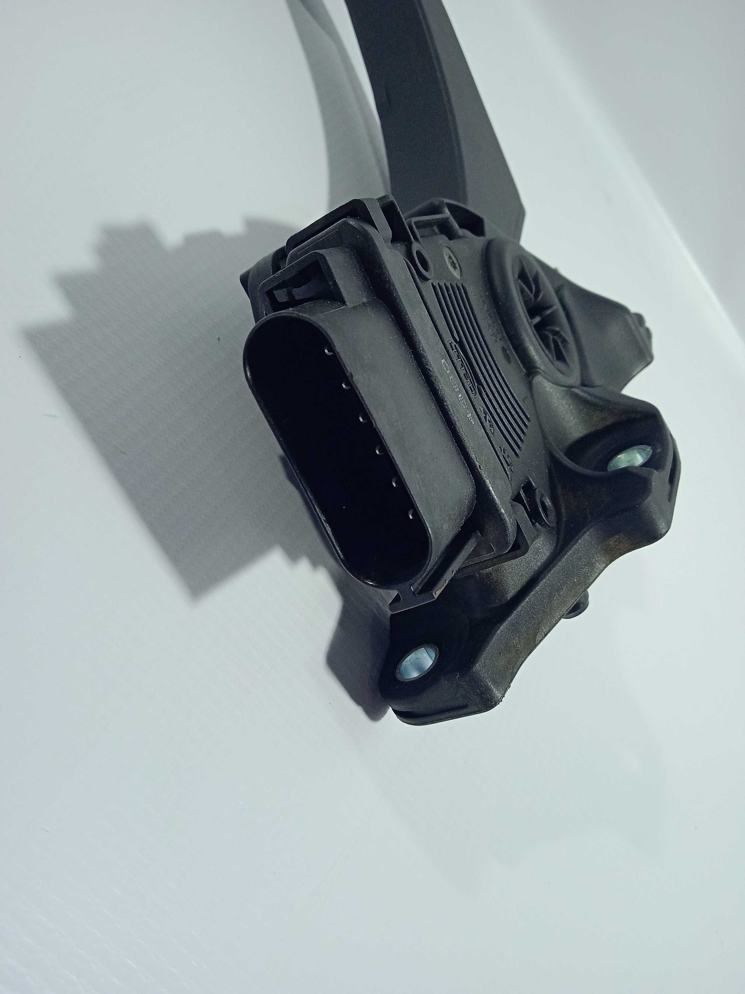 Pedal De Acelerador Volvo Xc90 2010 3.2 Usado Original 3