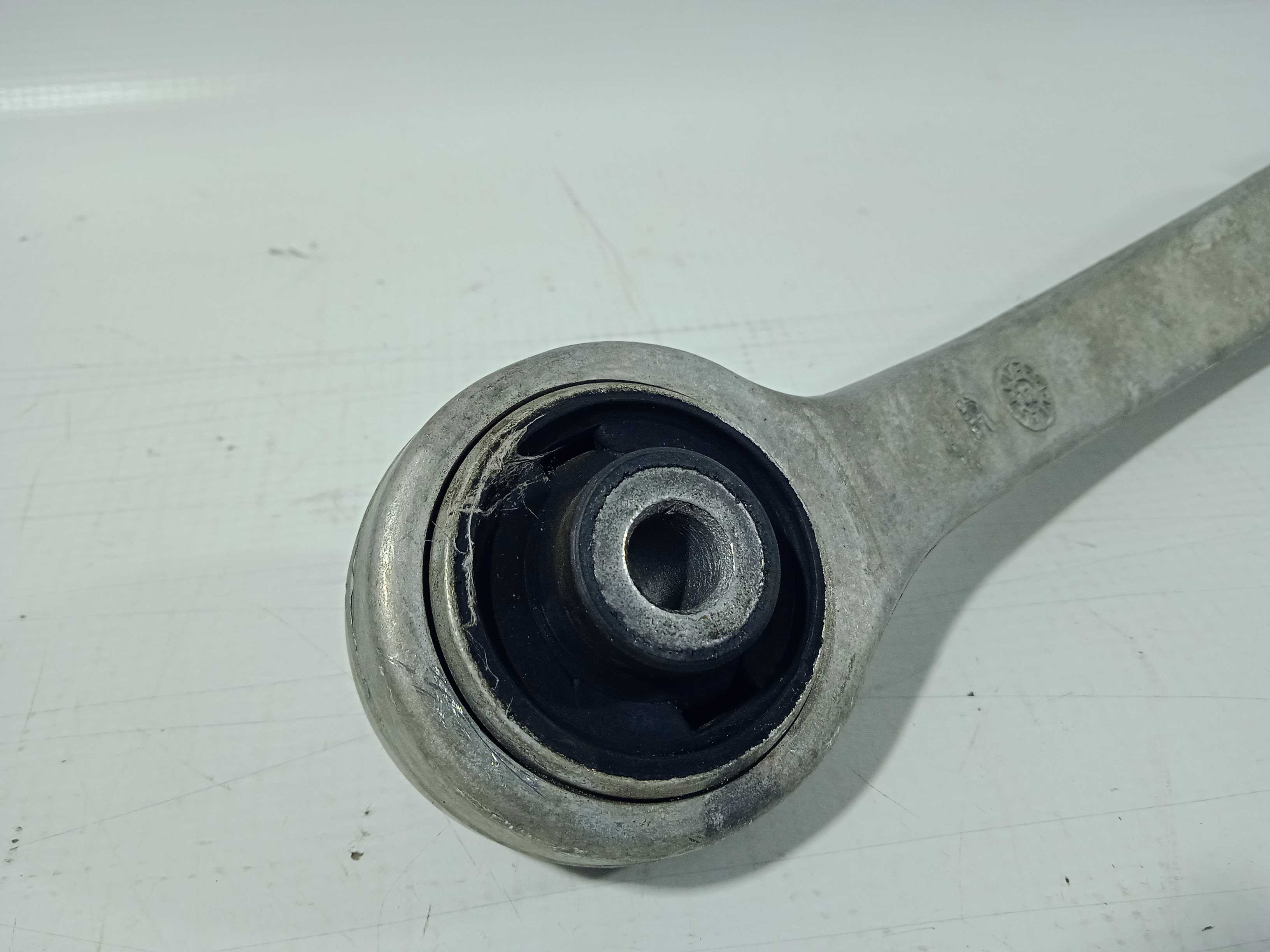 Braço Suspensão Anterior D. Direito Audi A4 Passat 4