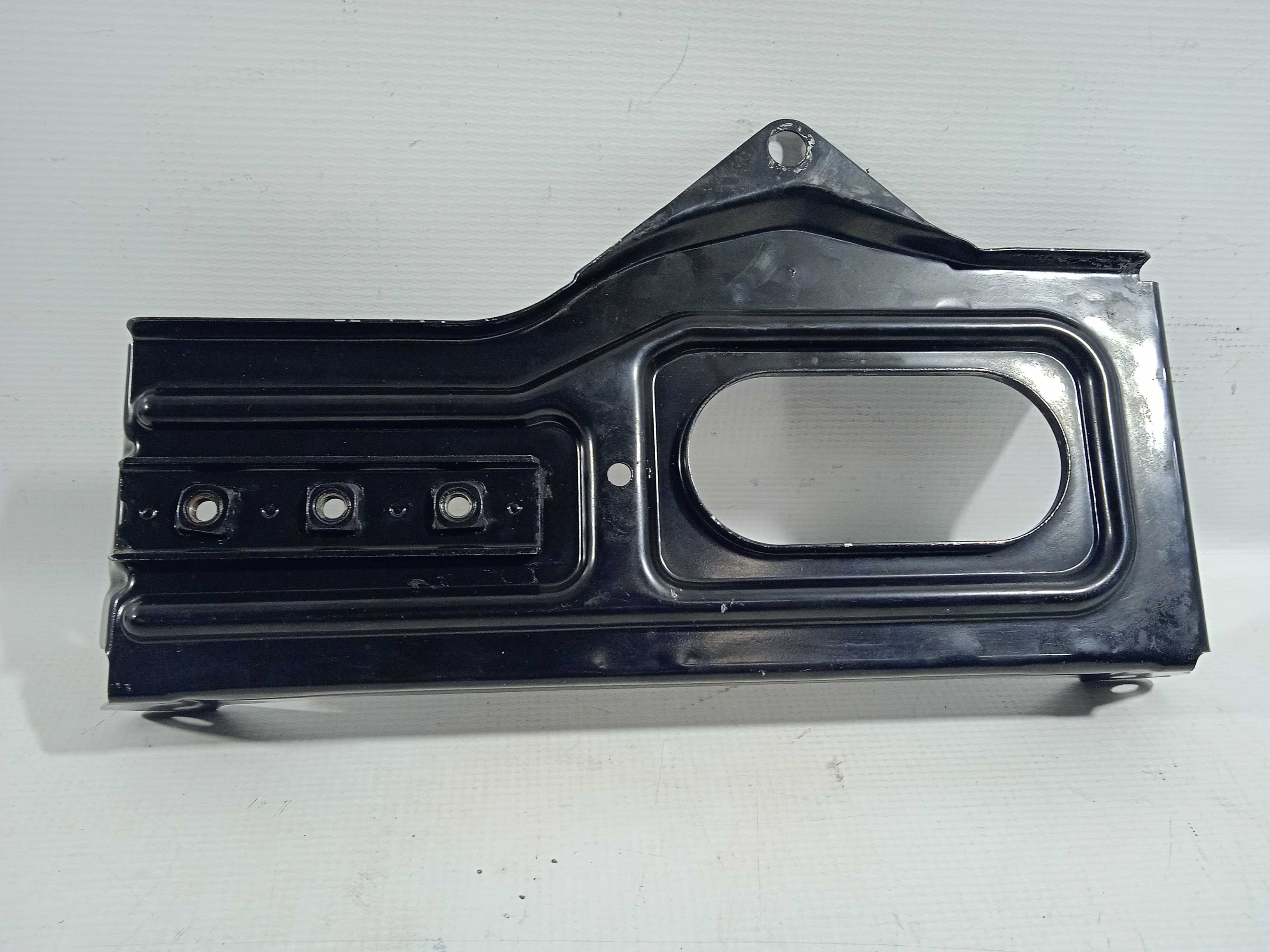 Suporte Da Bateria Da Audi A4 2001 Usado Original 3