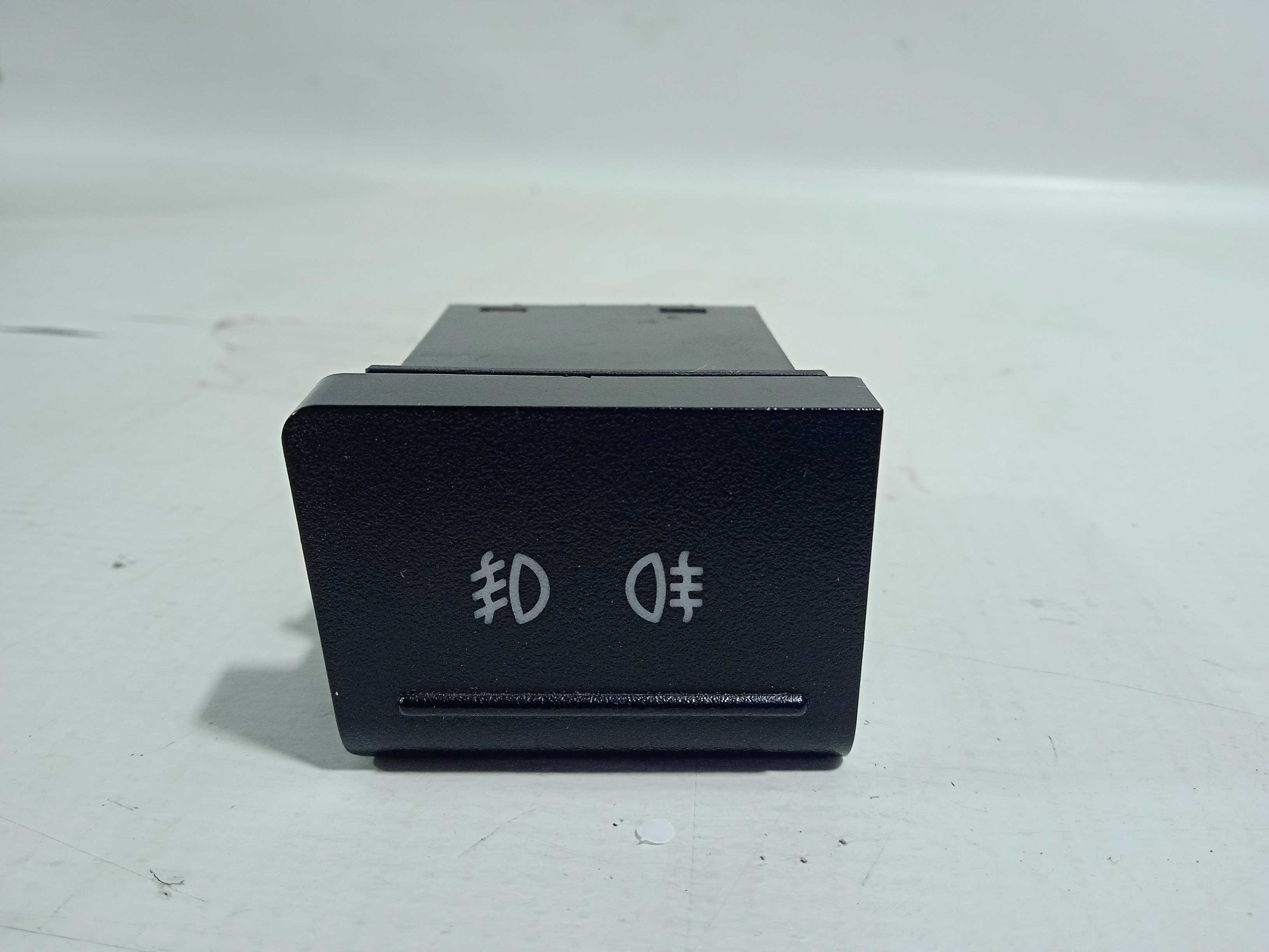 Botao Farol De Milha Dianteira Audi A4 2001