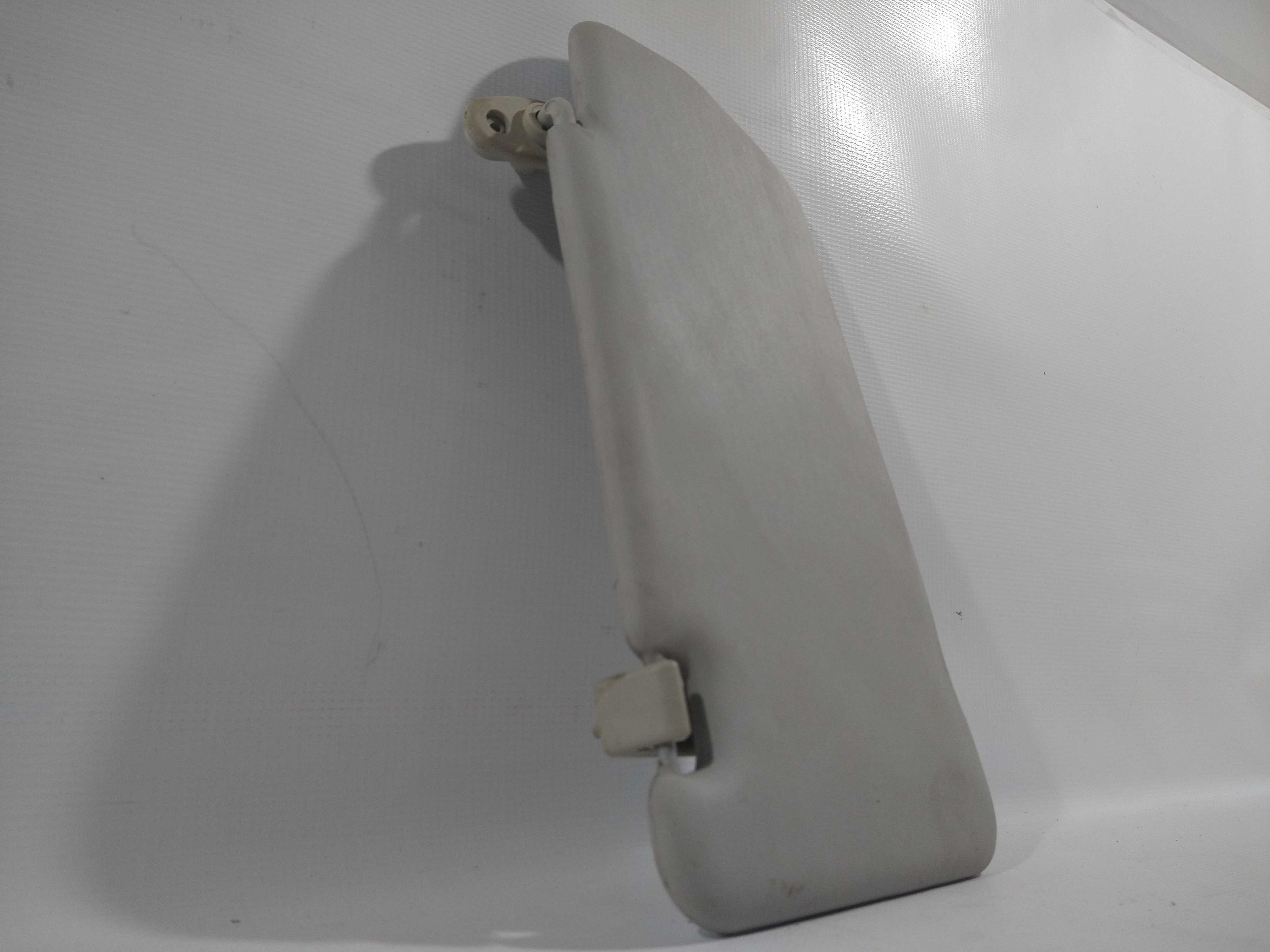 Quebra Sol Fiat Uno L/d  Vivace 2014 4