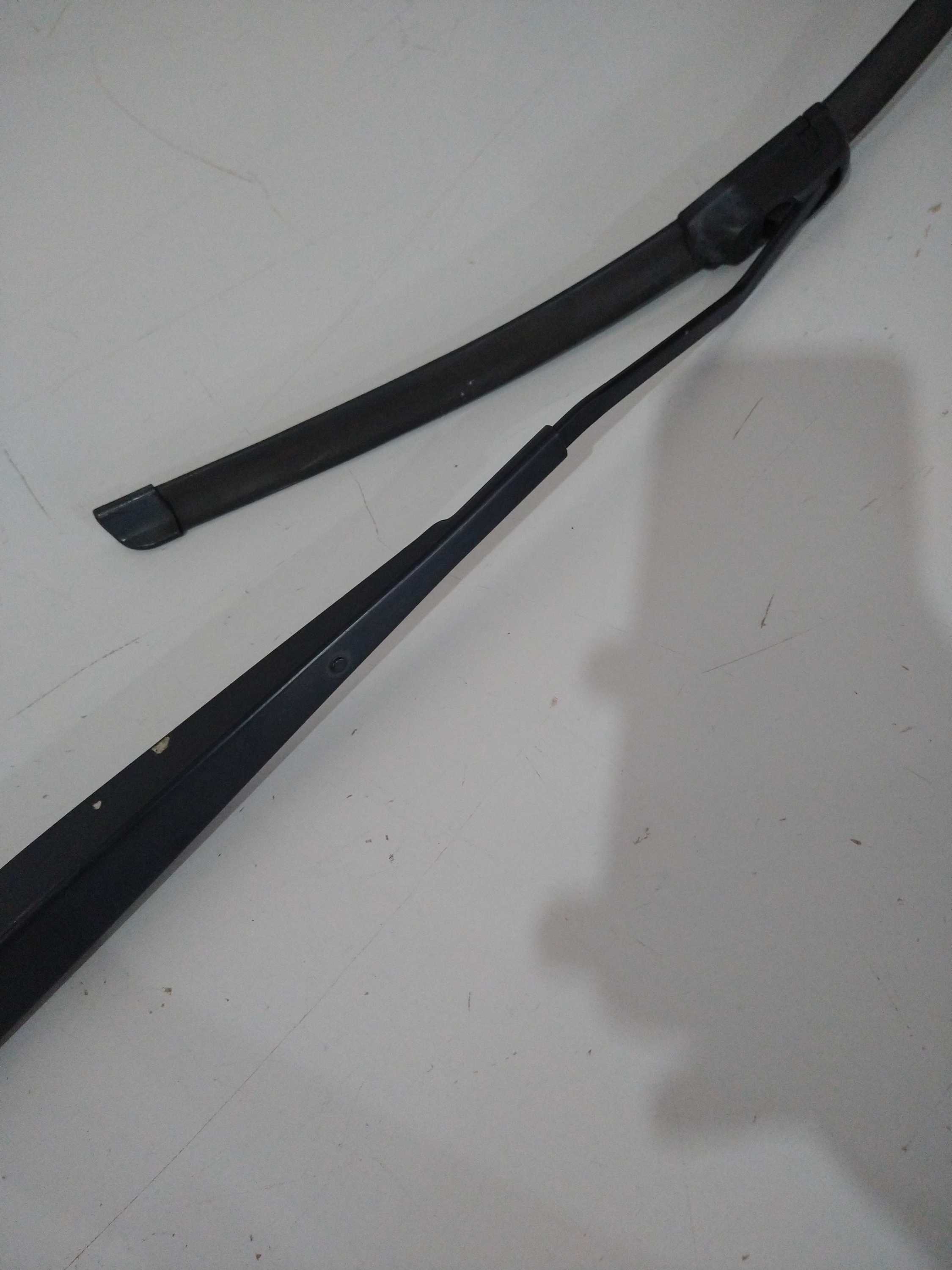 Braço Limpador Parabrisa L/e Nissan March 2014 Usando Origin 4