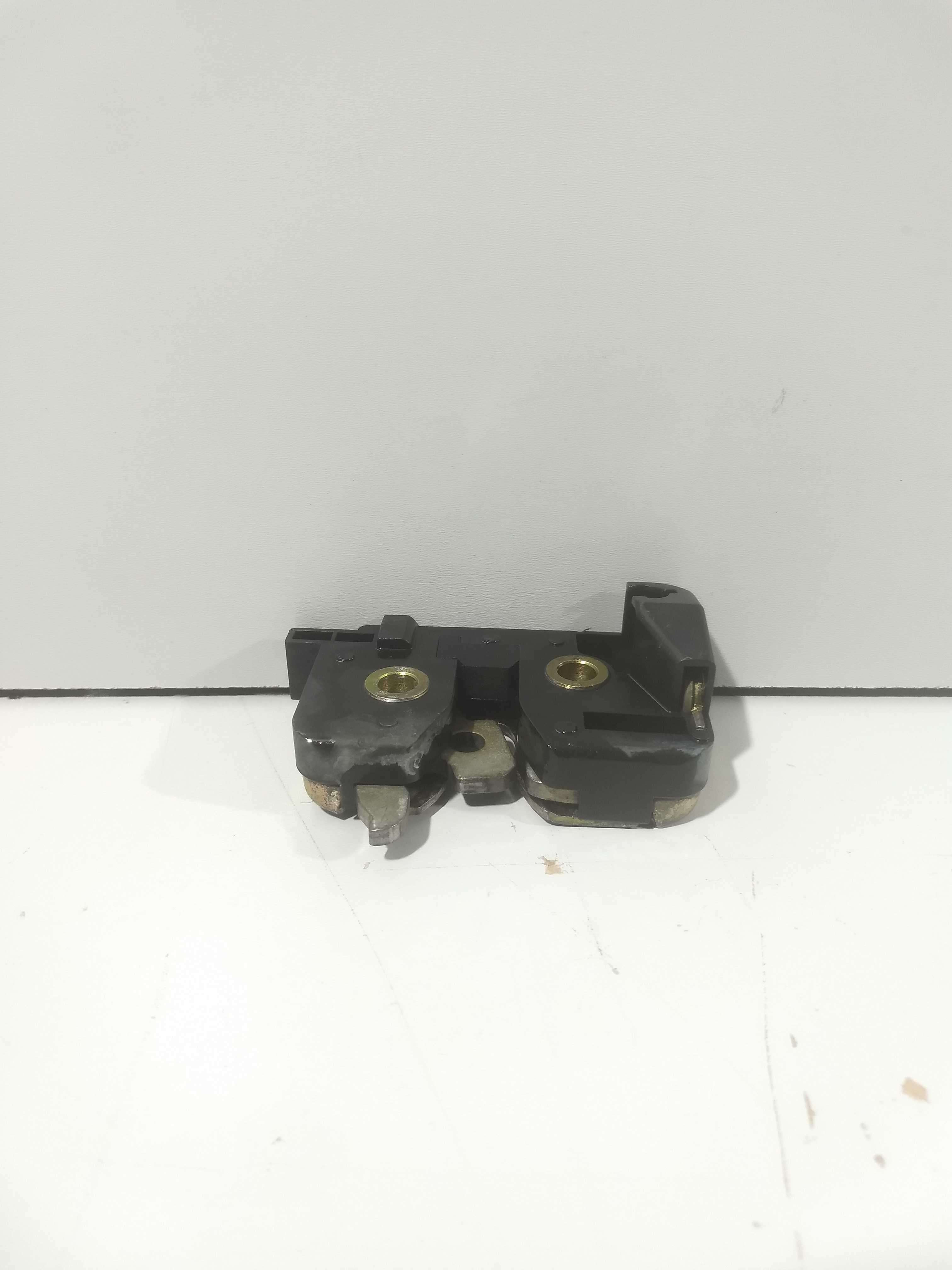 Fechadura Do Porta Malas Ford Fiesta 1997 Usado Original 4