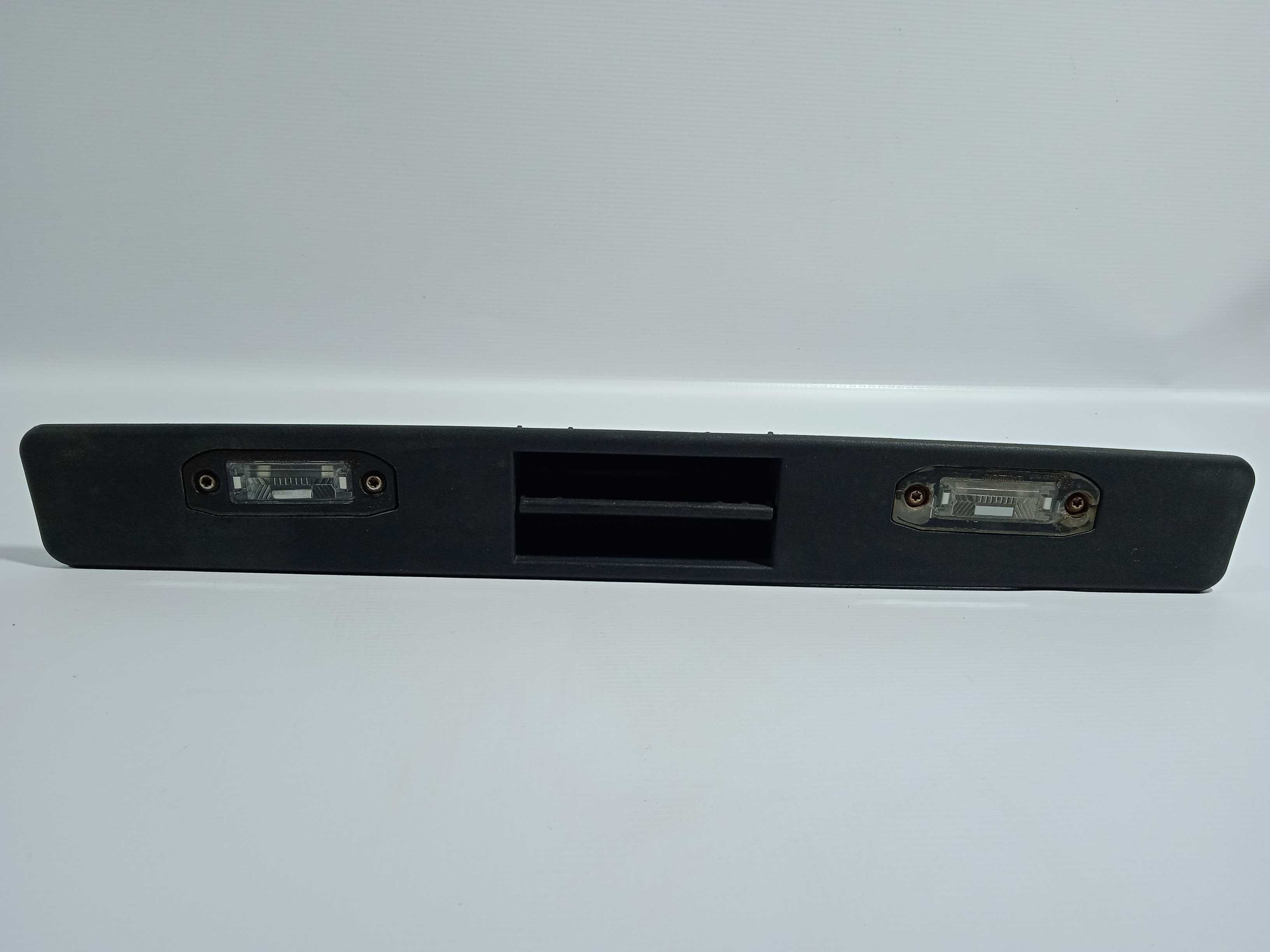 Maçaneta Luz Placa Tampa Traseira Volvo Xc90 2010 Usado Ori 2