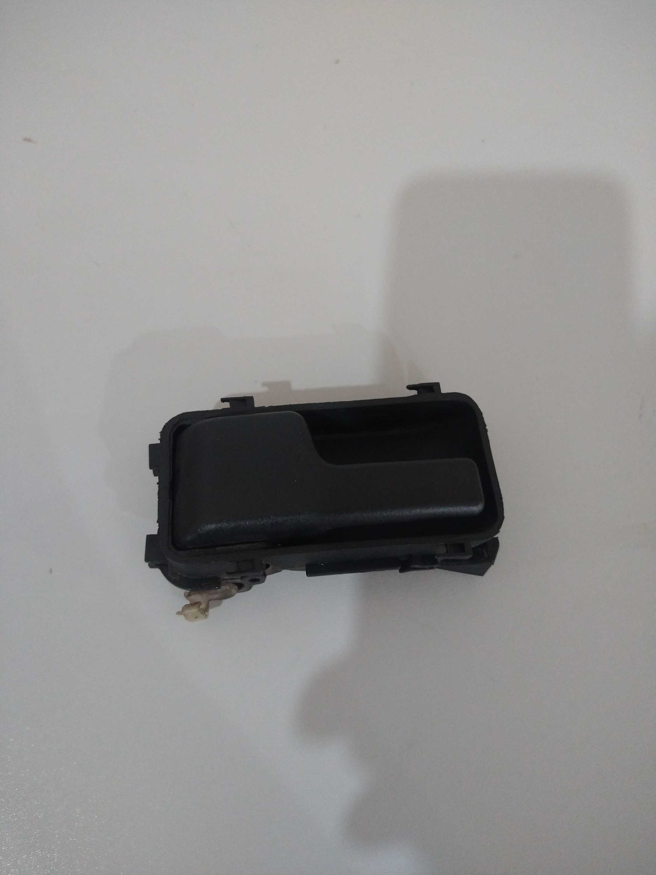 Maçaneta Interna Porta Esquerda Fiat Uno 1995 Usado 4