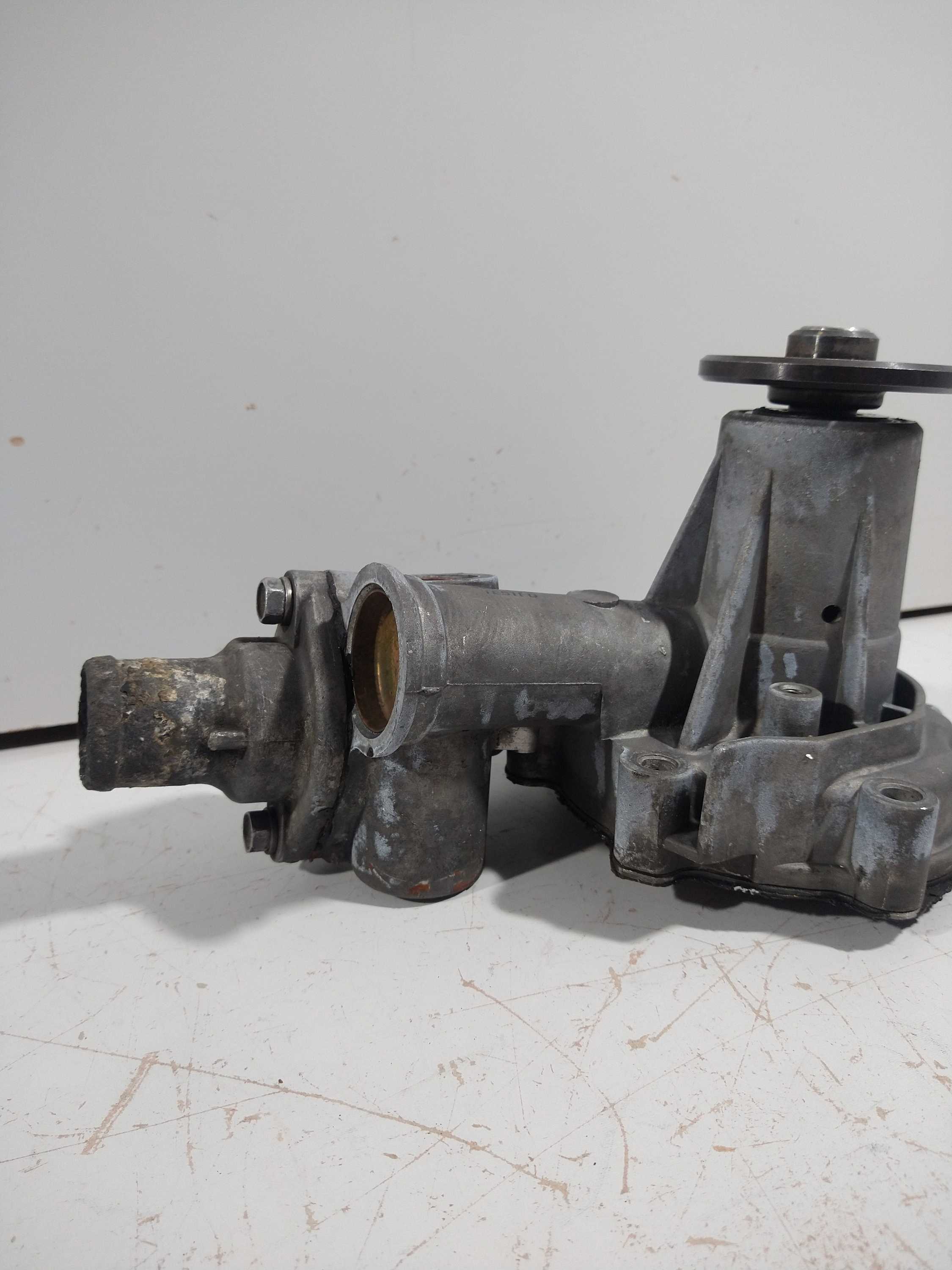 Bomba Dagua Hyundai H100 97 2.5 8v Usado 3