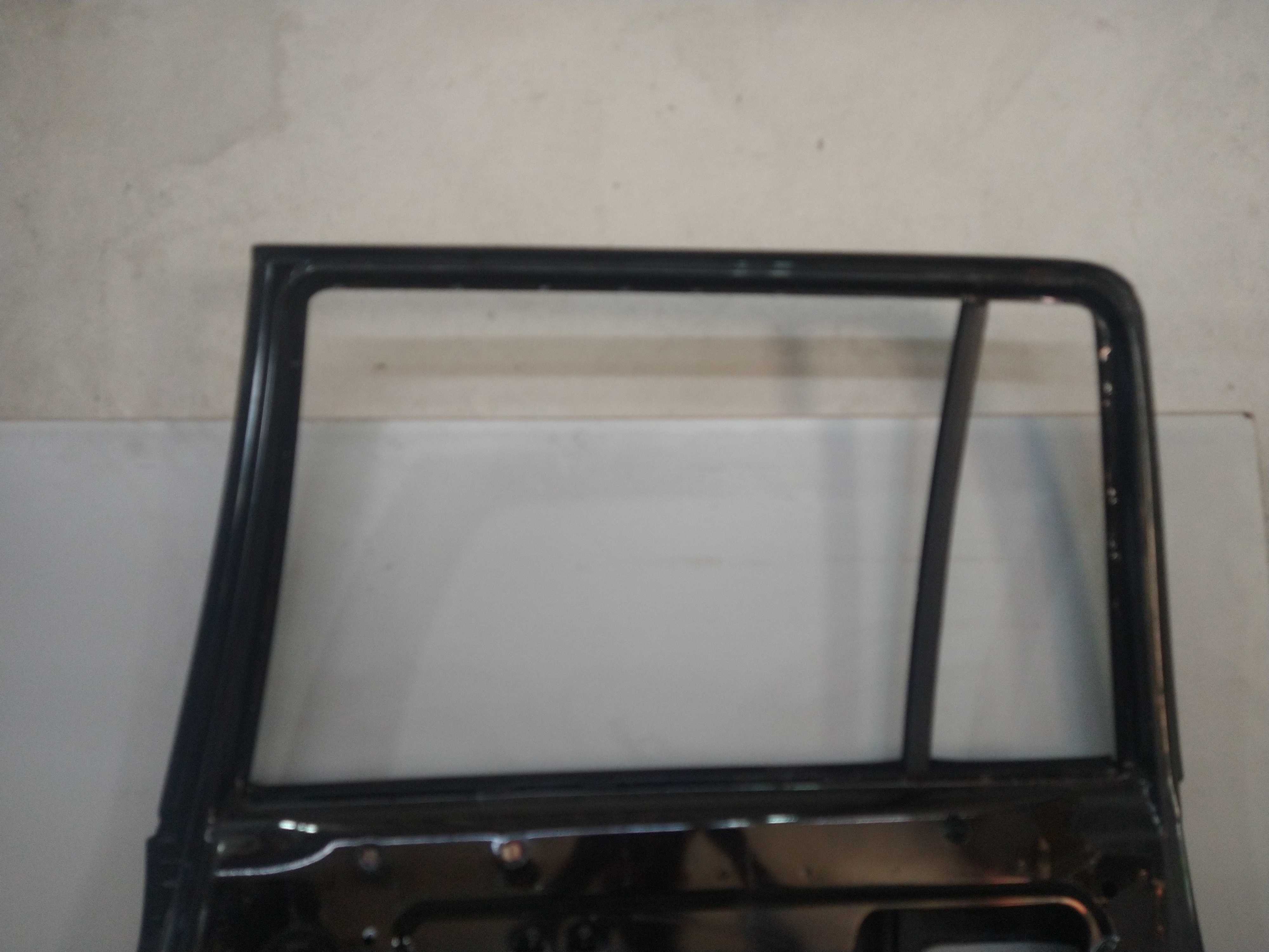 Porta Traseira L/d Preta Gm Zafira 2008 Usado Original Traseira Direita Preto 6