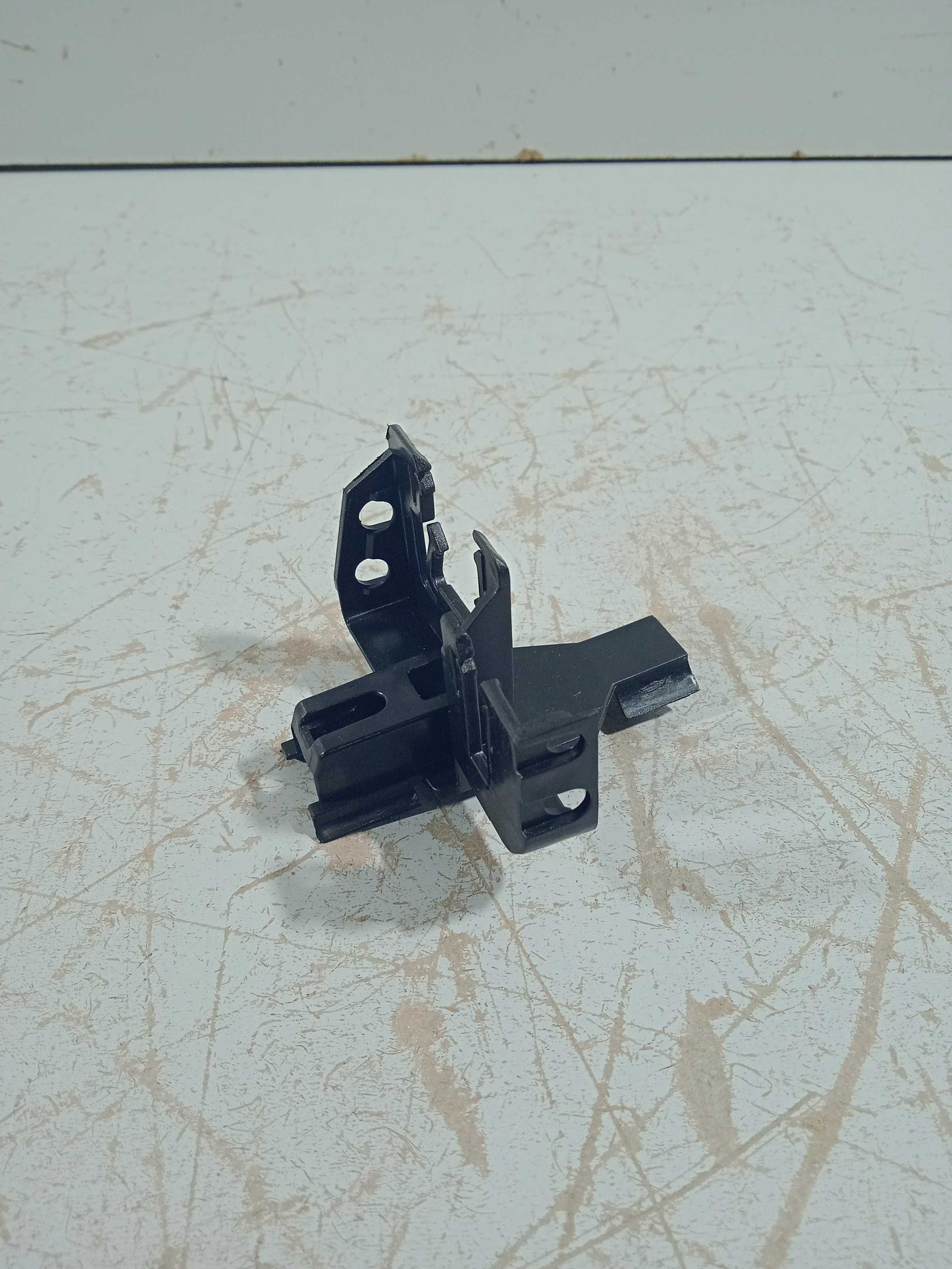 Suporte Do Conector Sonda Lambda Polo Msi 2018 Usado Origin