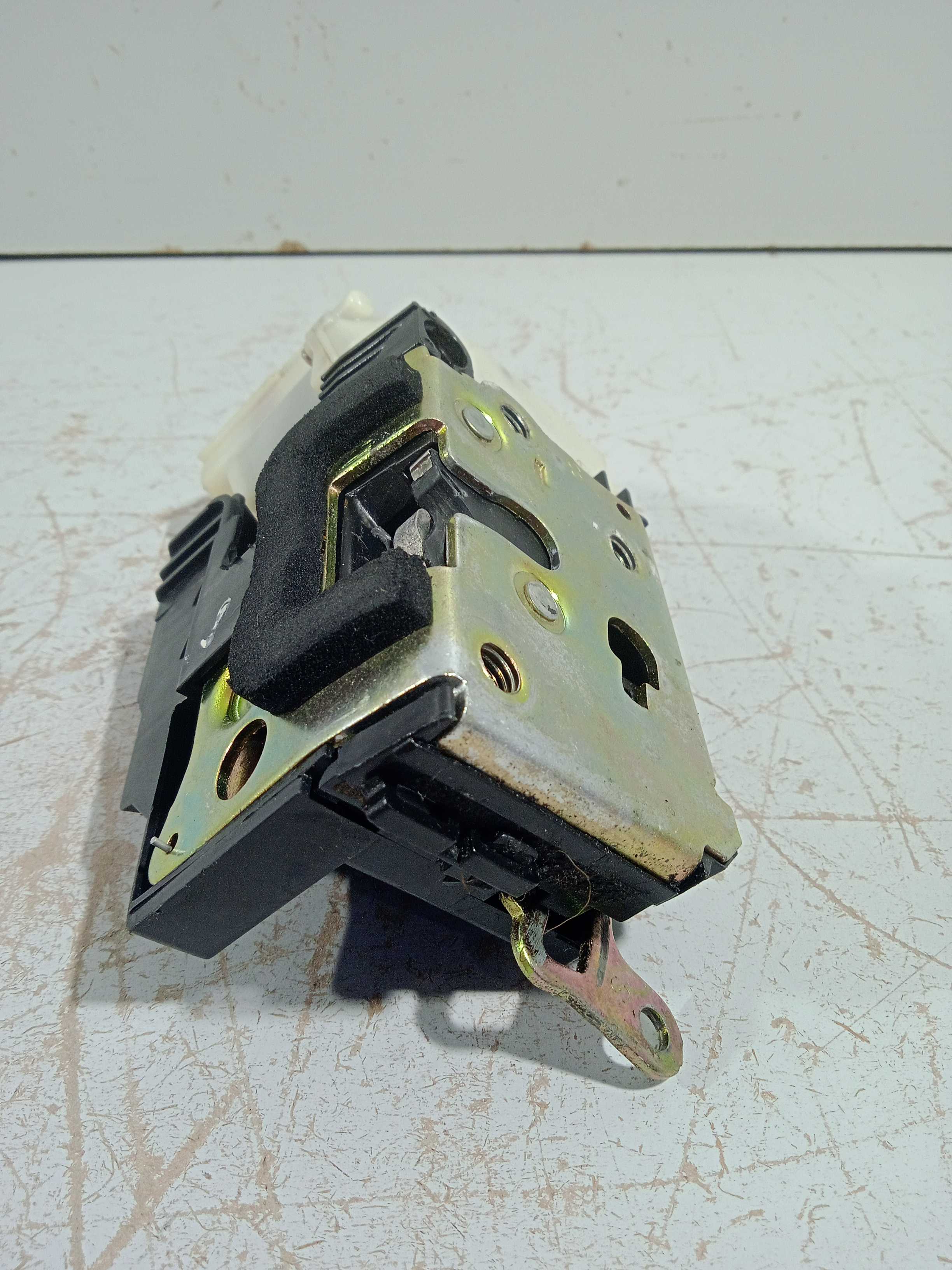 Fechadura Porta Dianteira L/e Ecosport Usado Original 5
