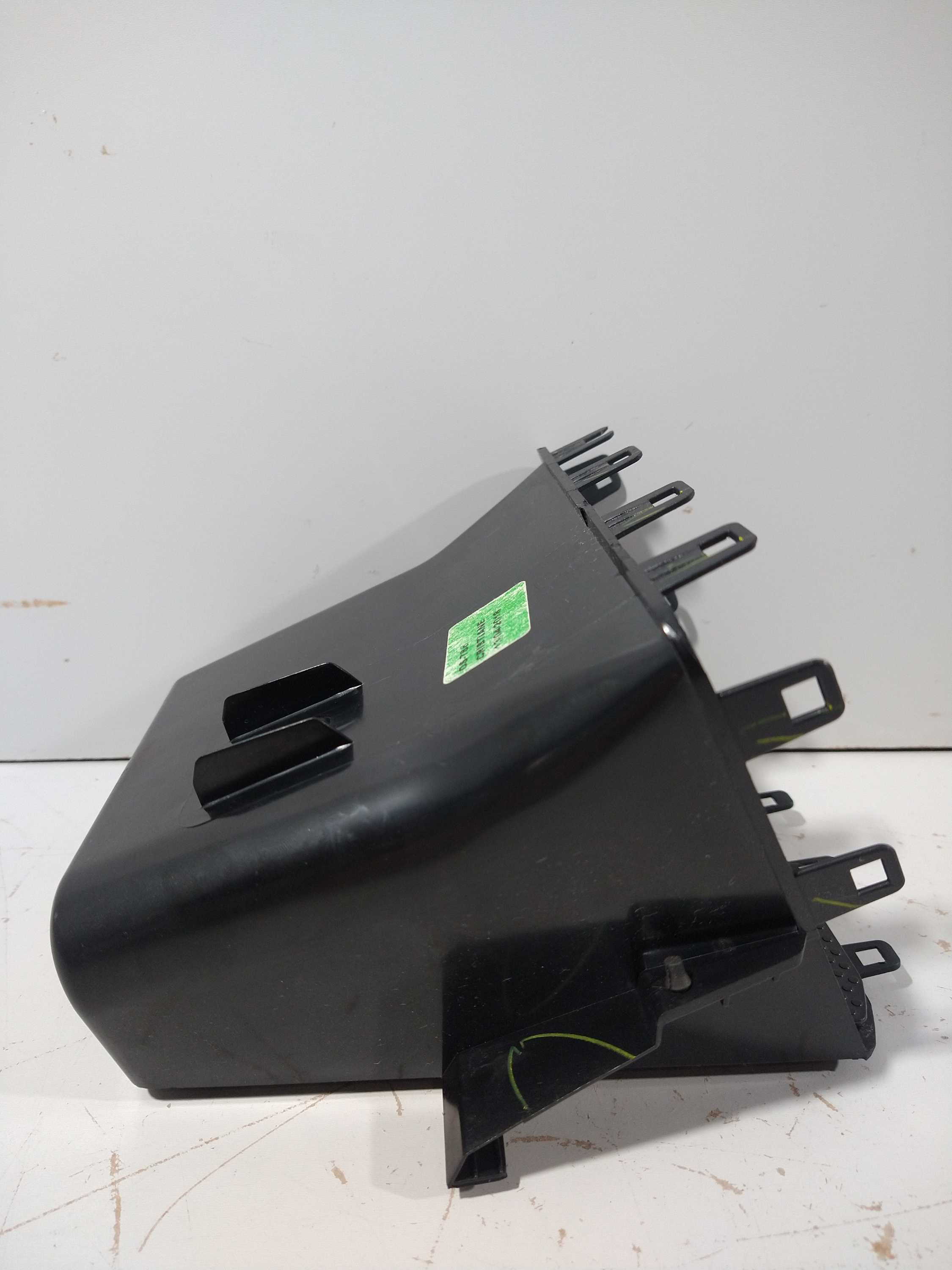 Porta Treco Dianteiro Console Central Vw Polo Msi 2018 Usado 4