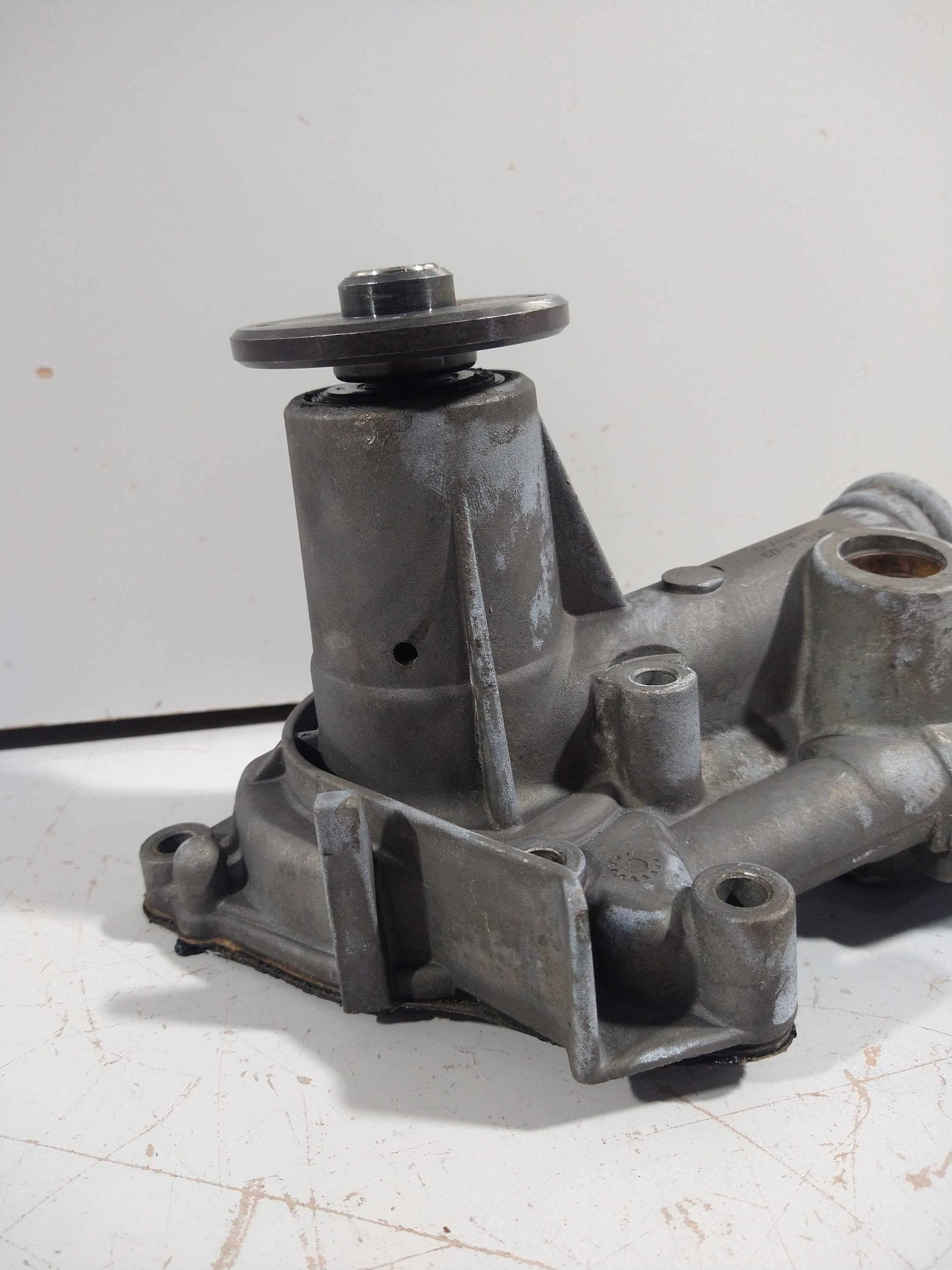 Bomba Dagua Hyundai H100 97 2.5 8v Usado 2