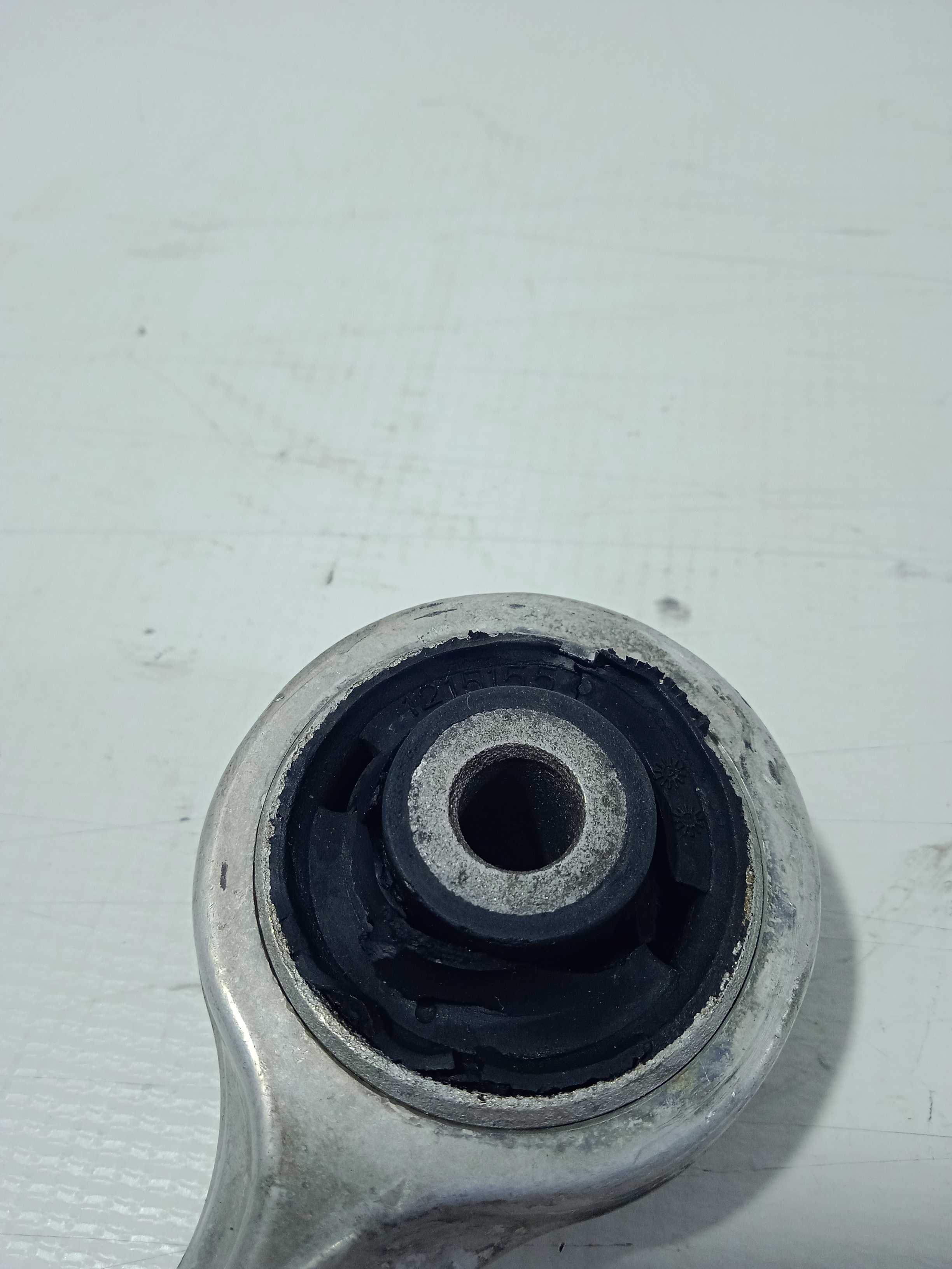 Braço Suspensão Superior Posterior D.esq Audi A4 Passat 2