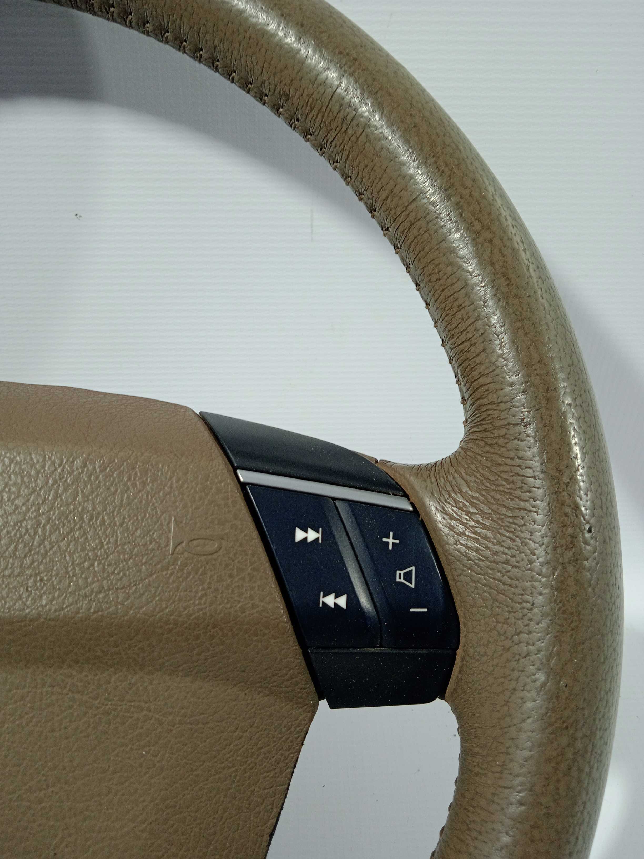 Volante De Direção Volvo Xc90 3.2 2010 Bege Usado Original Bege 2