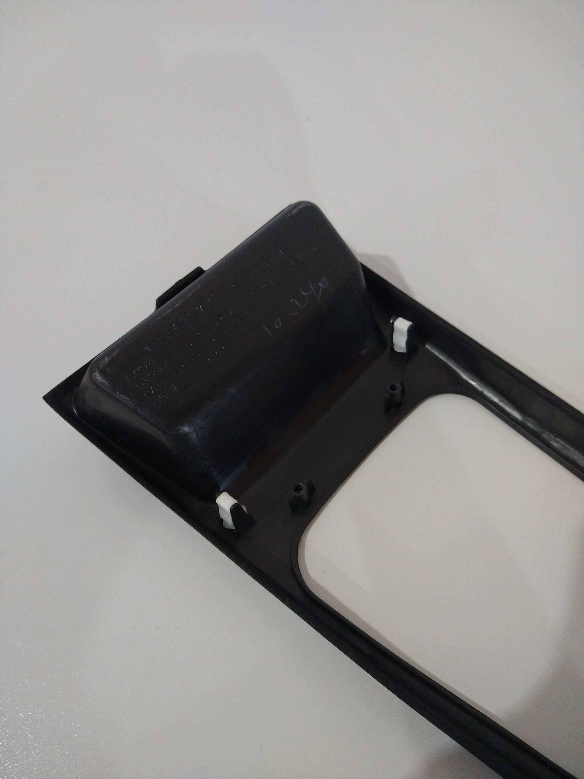Moldura Alavanca De Marcha Pajero Tr4 Usado Original 3