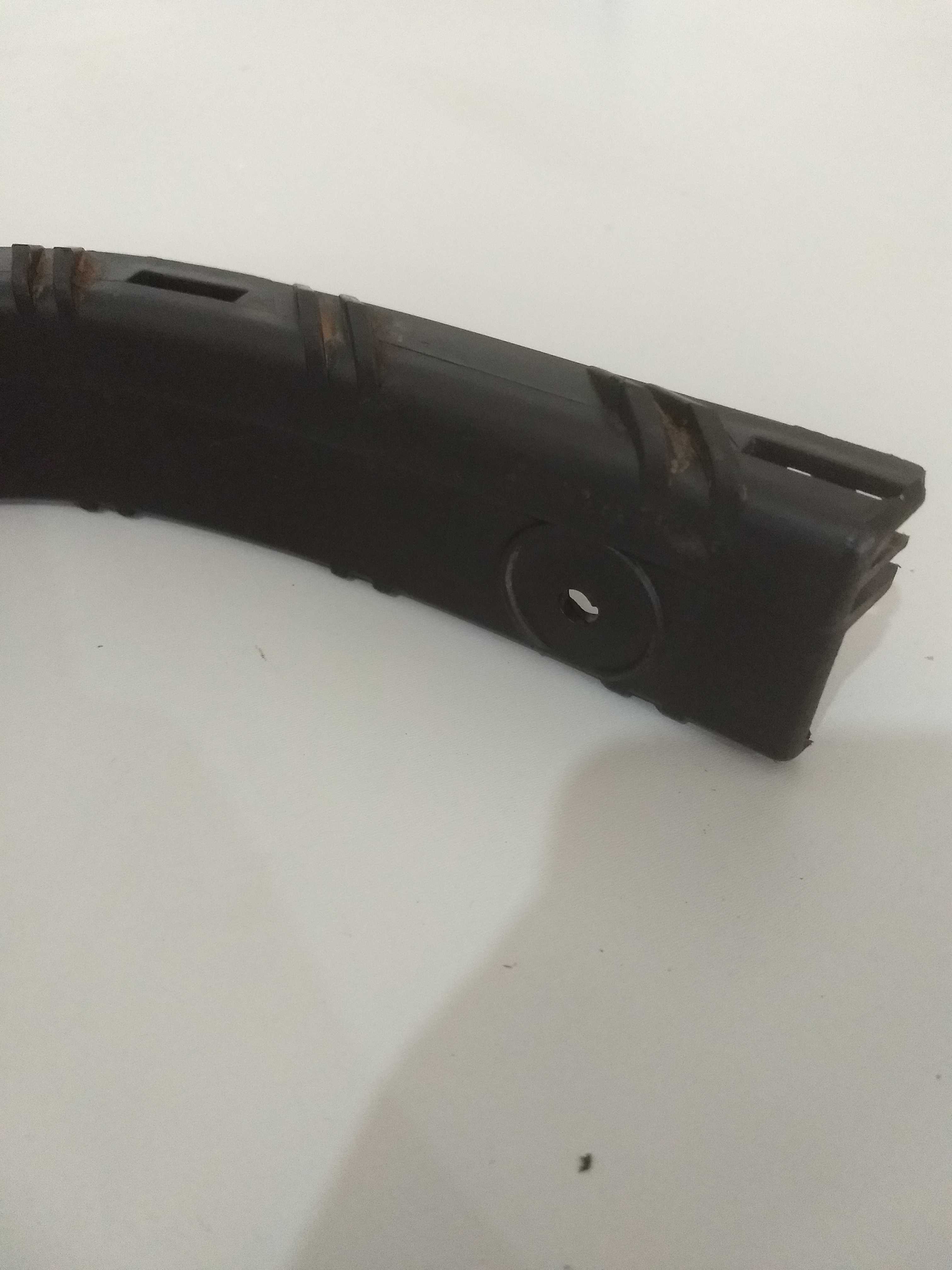 Suporte Guia Parachoque Traseiro L/d Zafira 2008 Usado Orig 6