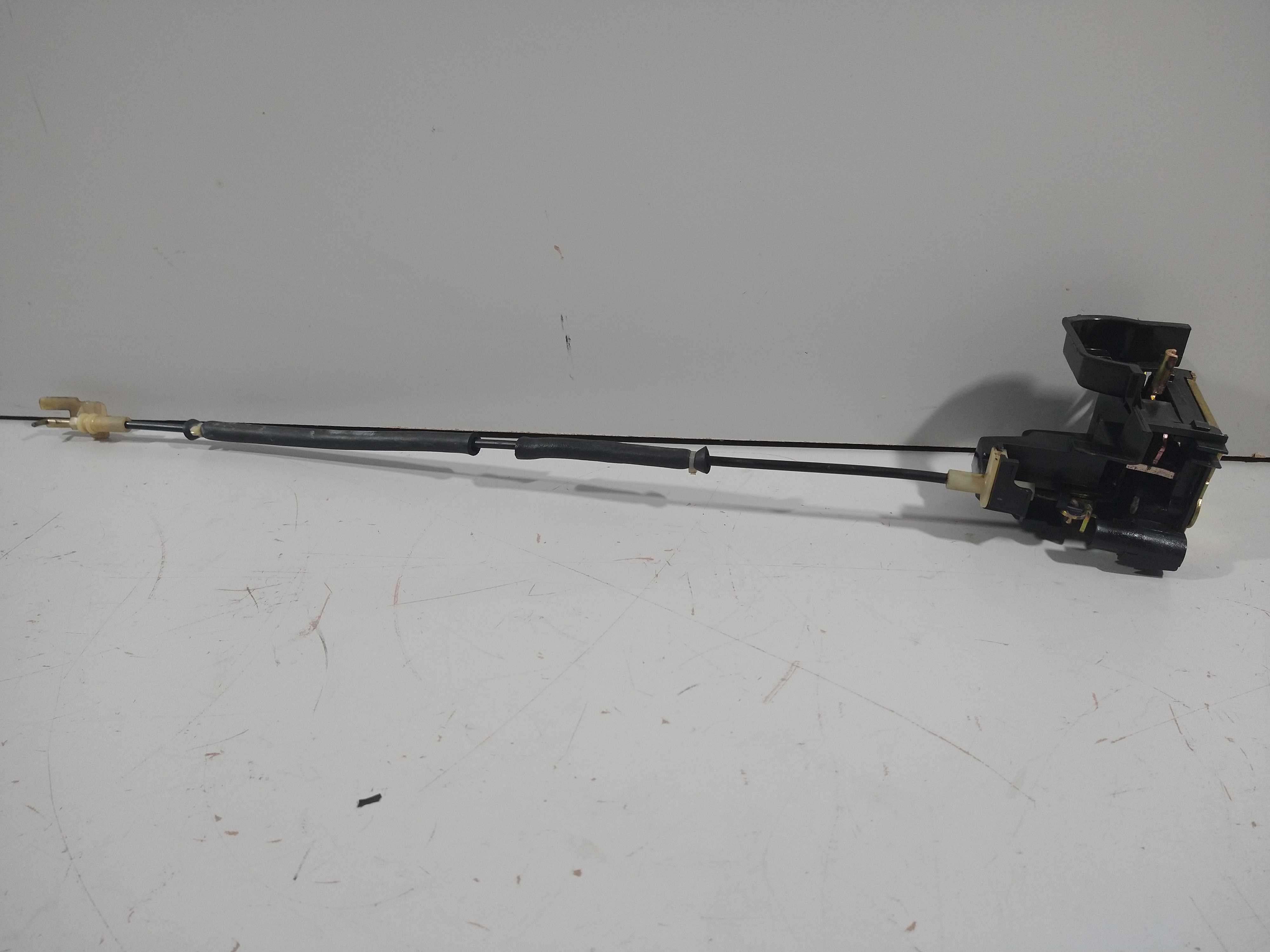 Fechadura Da Porta D/e Fiat Palio Young 96/00 Usado 3