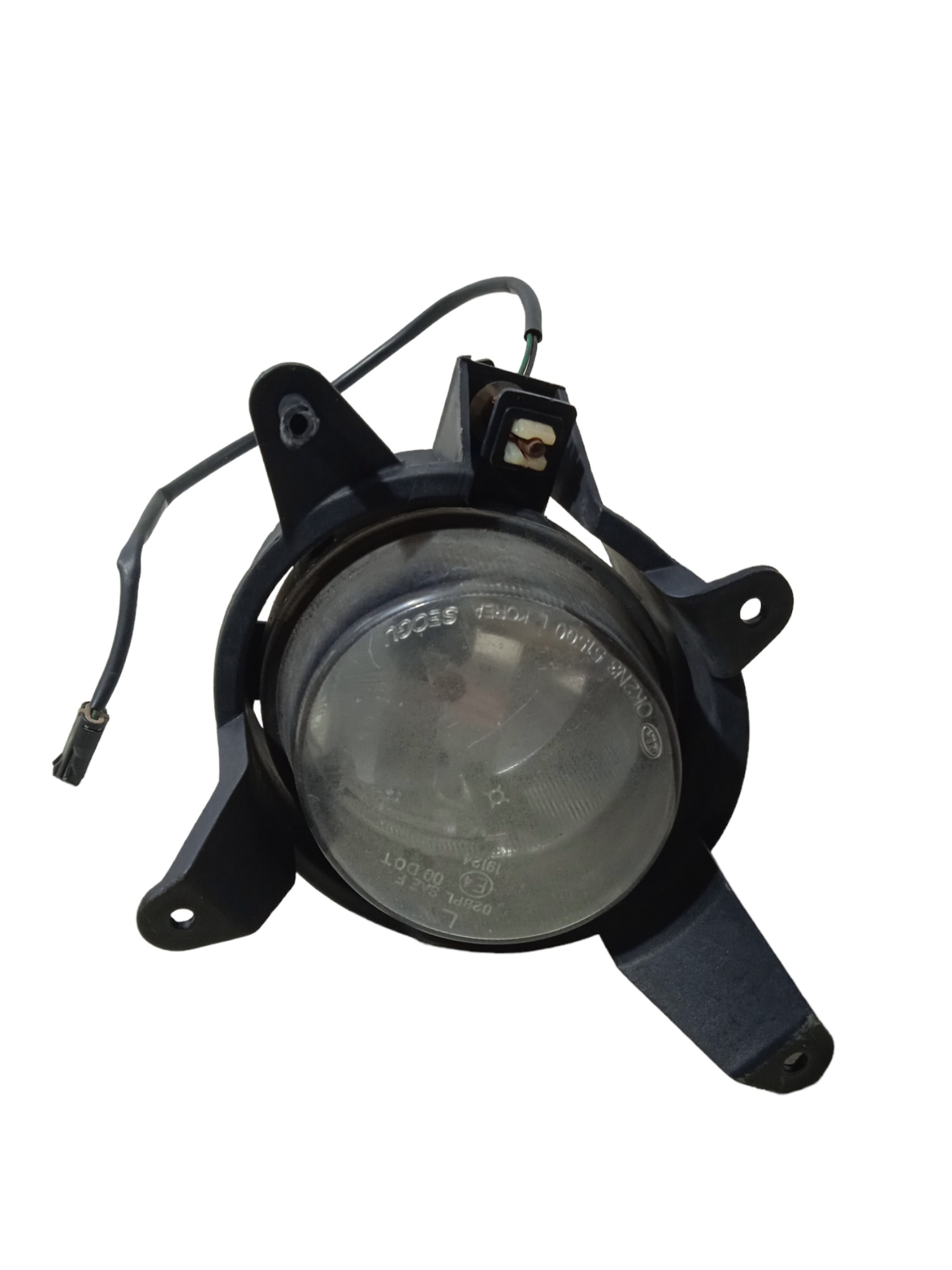 Farol De Milha Kia Carnival 2006 Usado  Branco 3