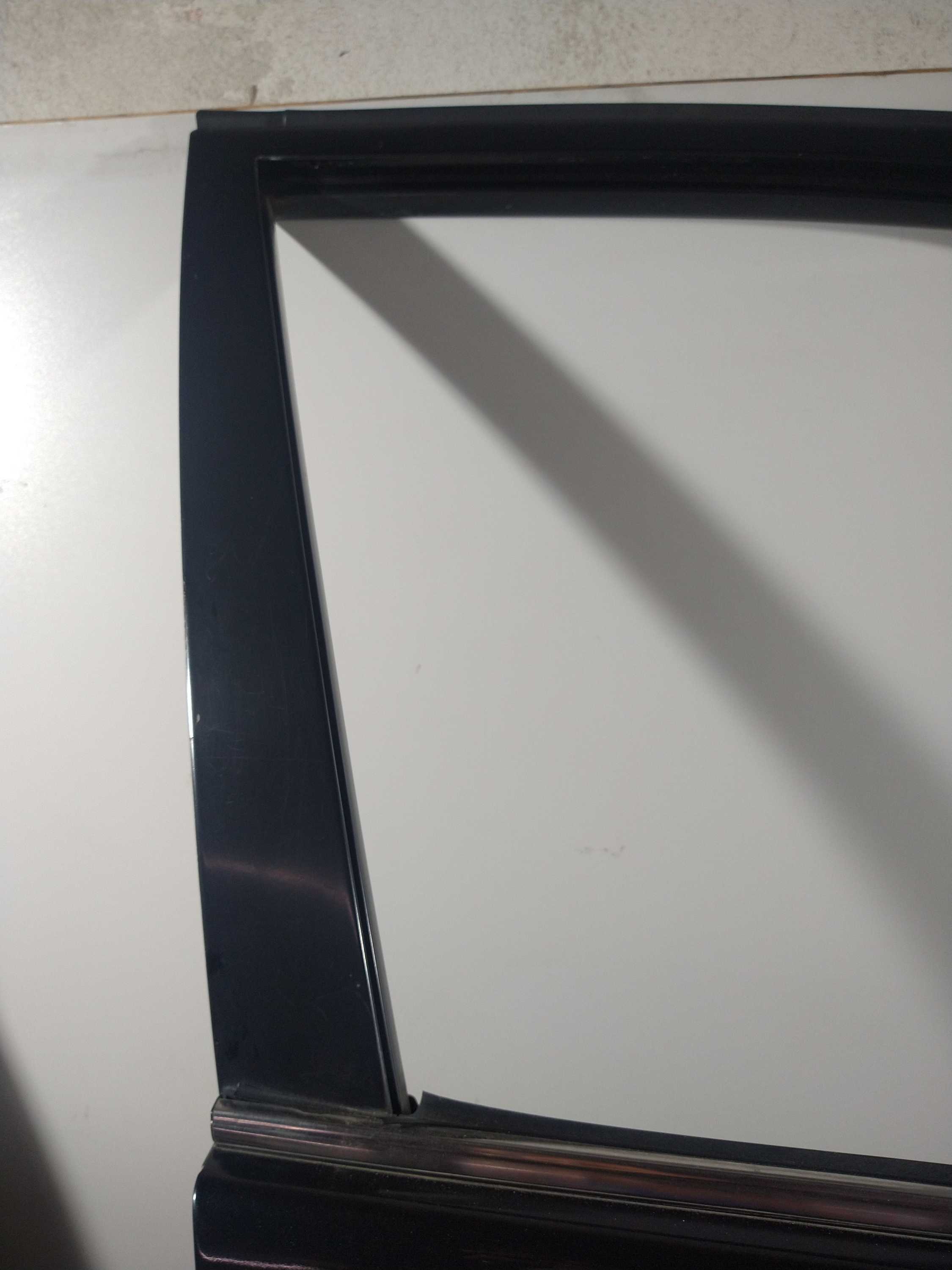 Porta Dianteira Direita Toyota Corolla Xei 99 Usado Original Dianteira Direita Verde-escuro