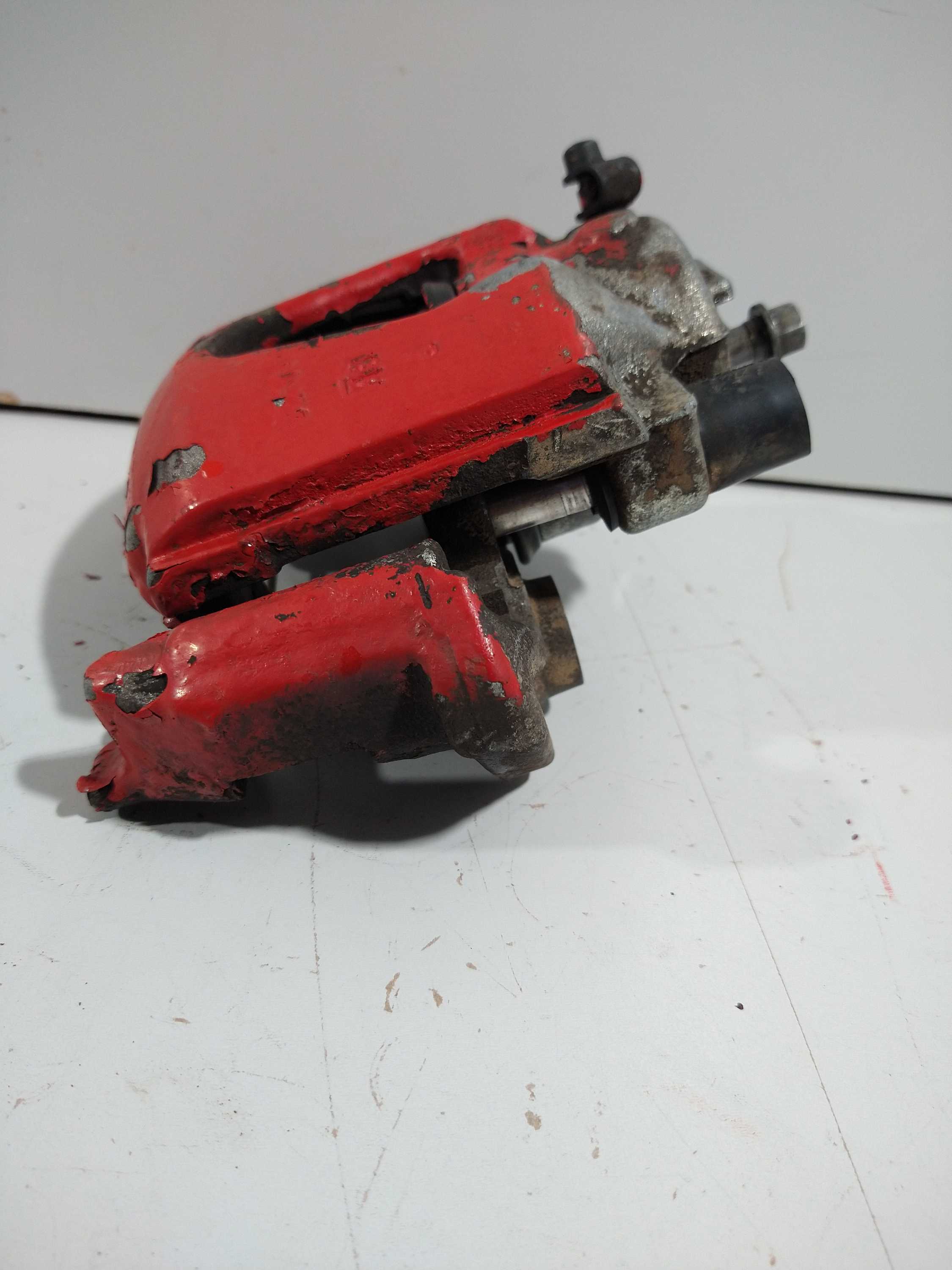 Pinça De Freio Direito Corsa Sedan 1.6 99 Usado Original 2